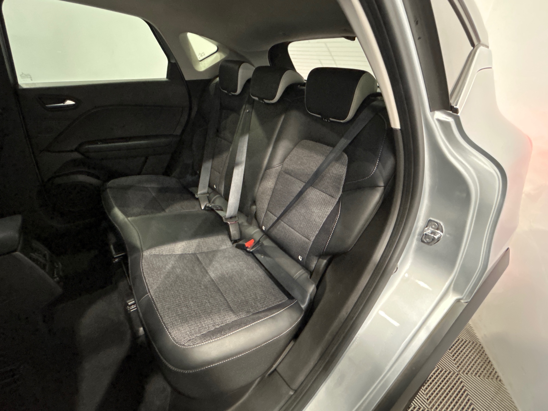 RENAULT CAPTUR E-Tech full hybrid 145 Techno