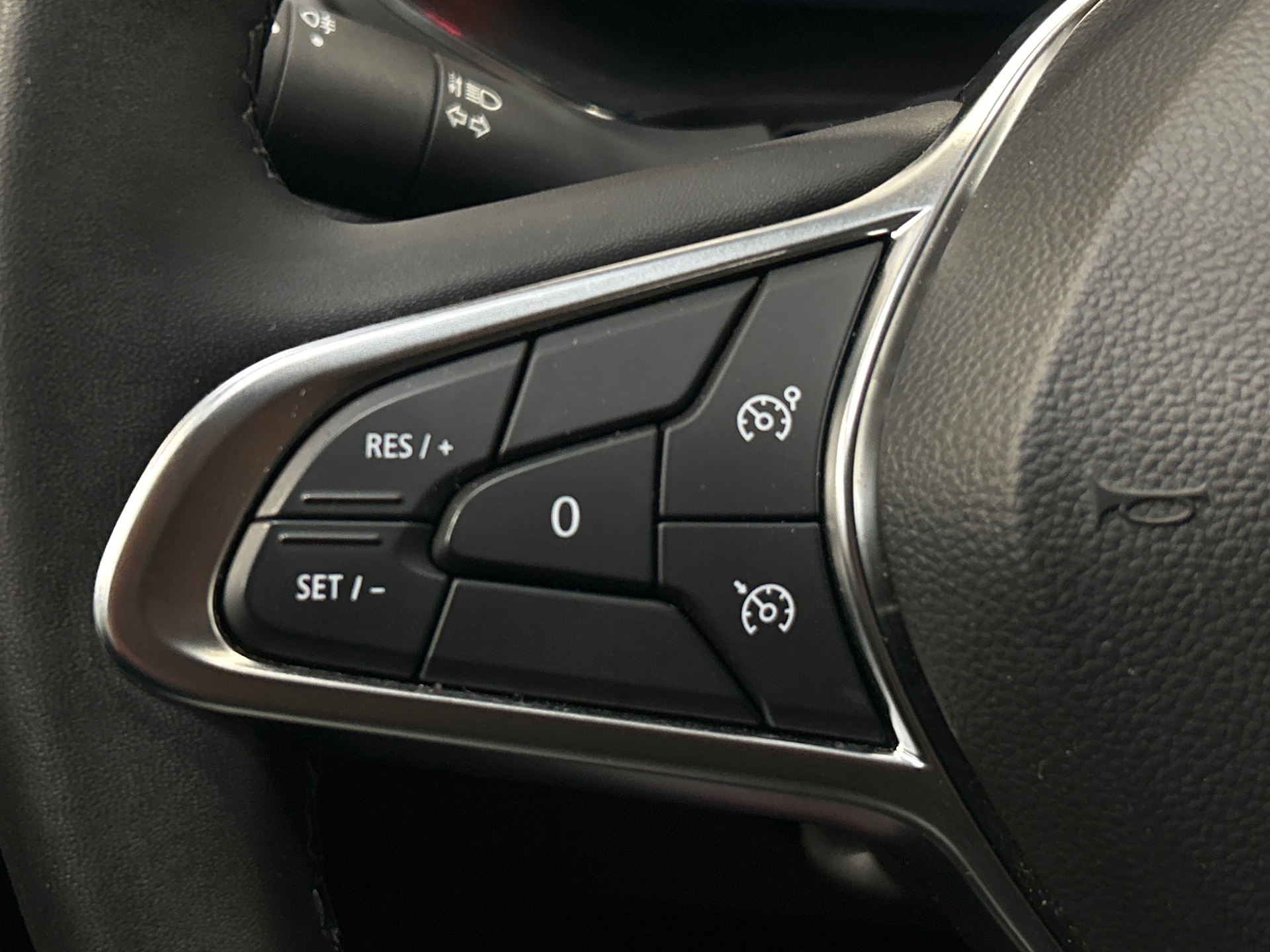 RENAULT CAPTUR E-Tech full hybrid 145 Techno