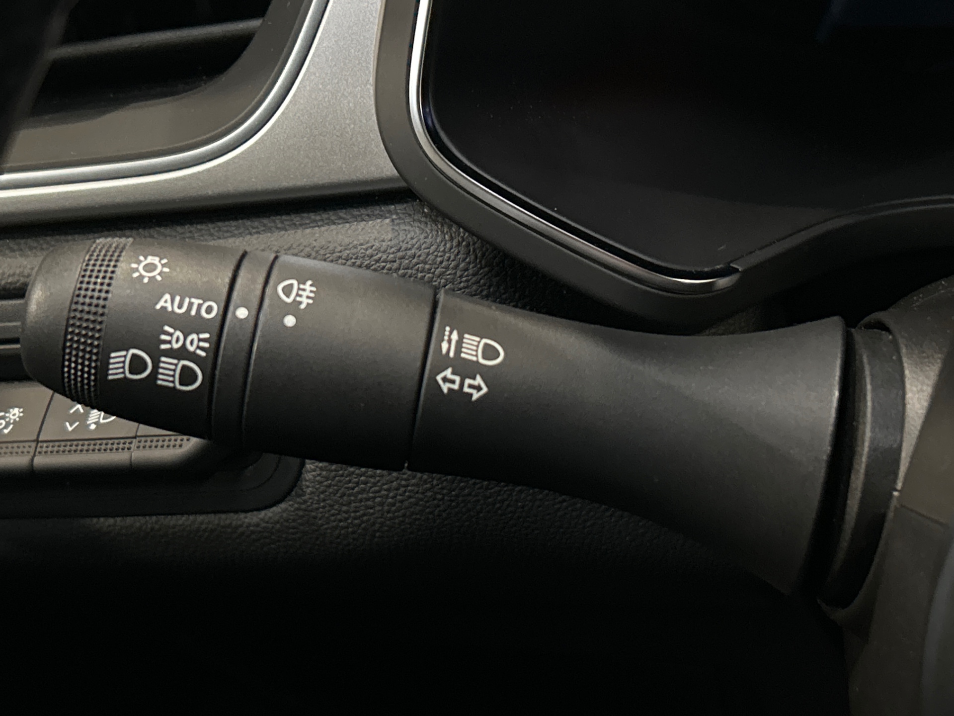 RENAULT CAPTUR E-Tech full hybrid 145 Techno