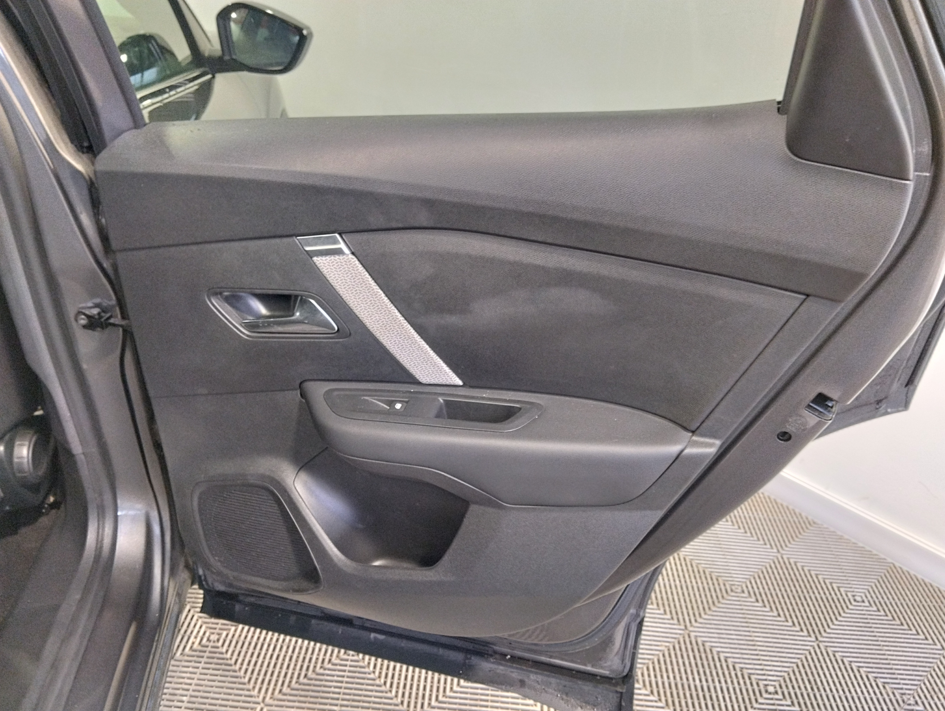 CITROEN C4 PureTech 130 S&S BVM6 Shine