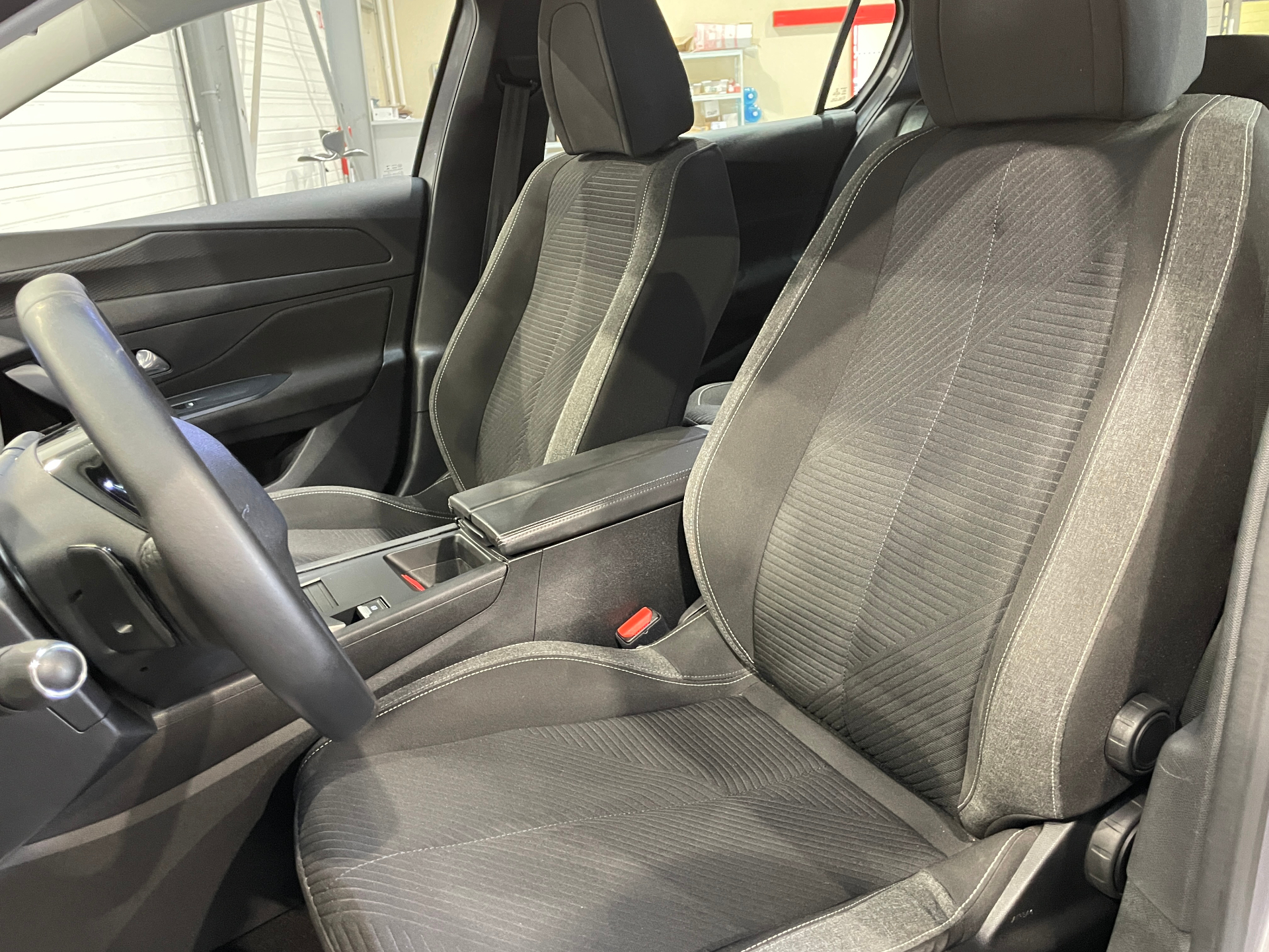 PEUGEOT 308 BlueHDi 130ch S&S EAT8 Active Pack