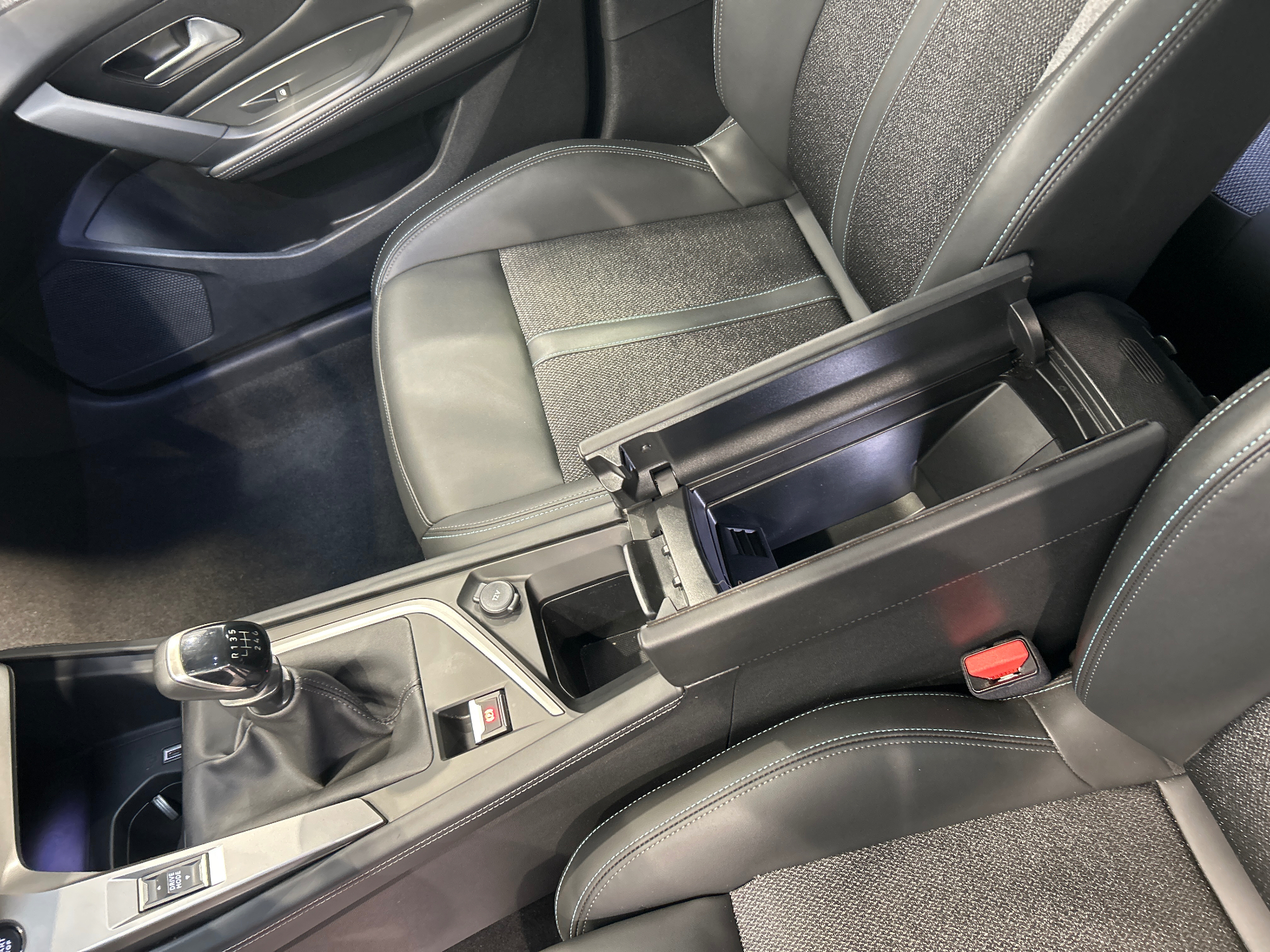 PEUGEOT 308 PureTech 130ch S&S BVM6 Allure Pack