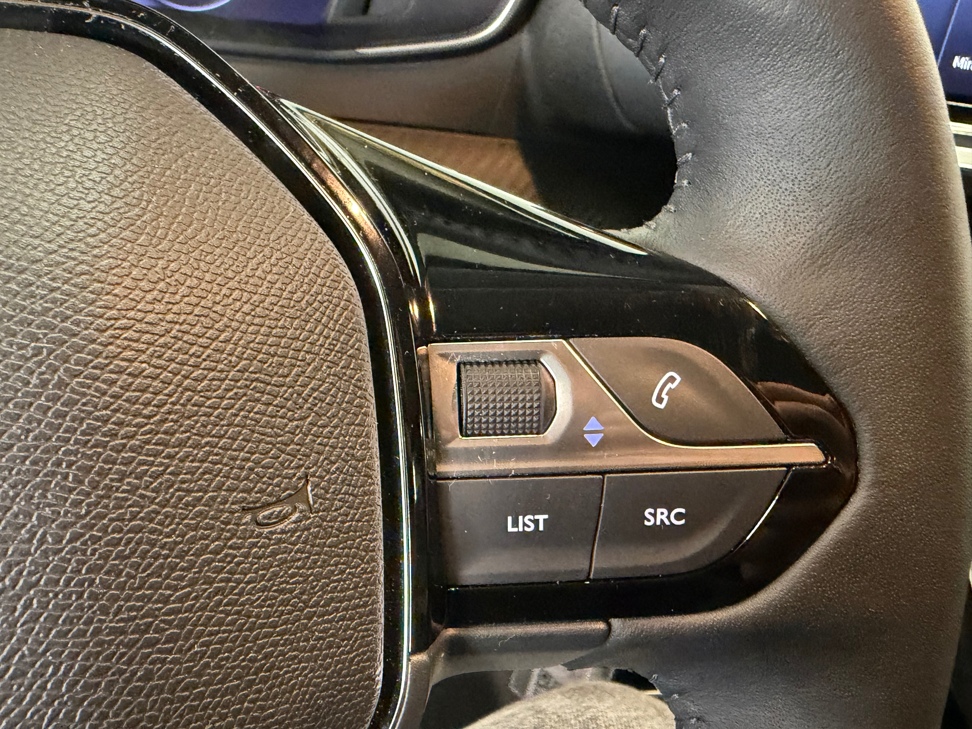 PEUGEOT 208 100 CV ALLURE