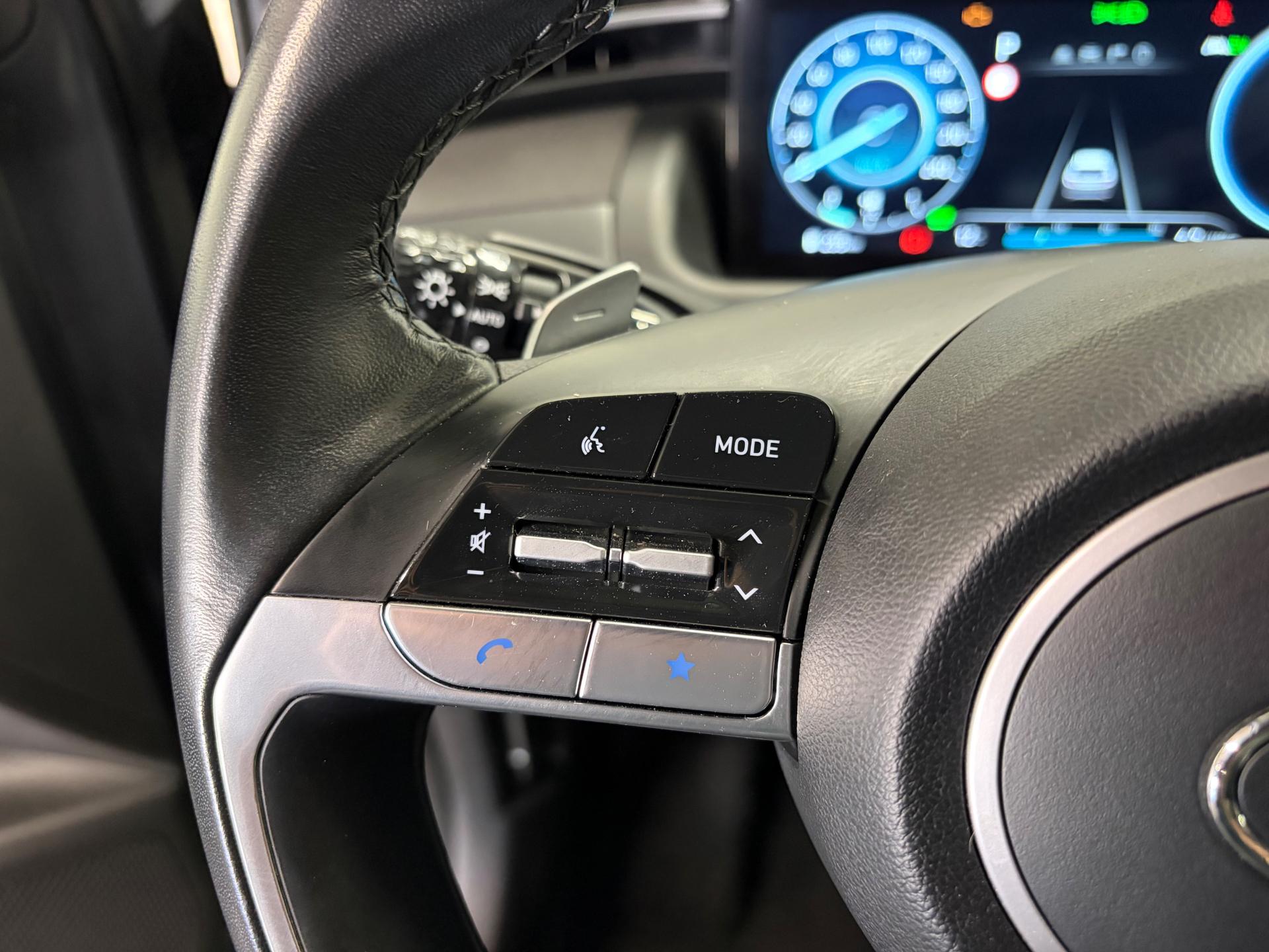 HYUNDAI TUCSON 1.6 T-GDI 230 Hybrid BVA6 Creative