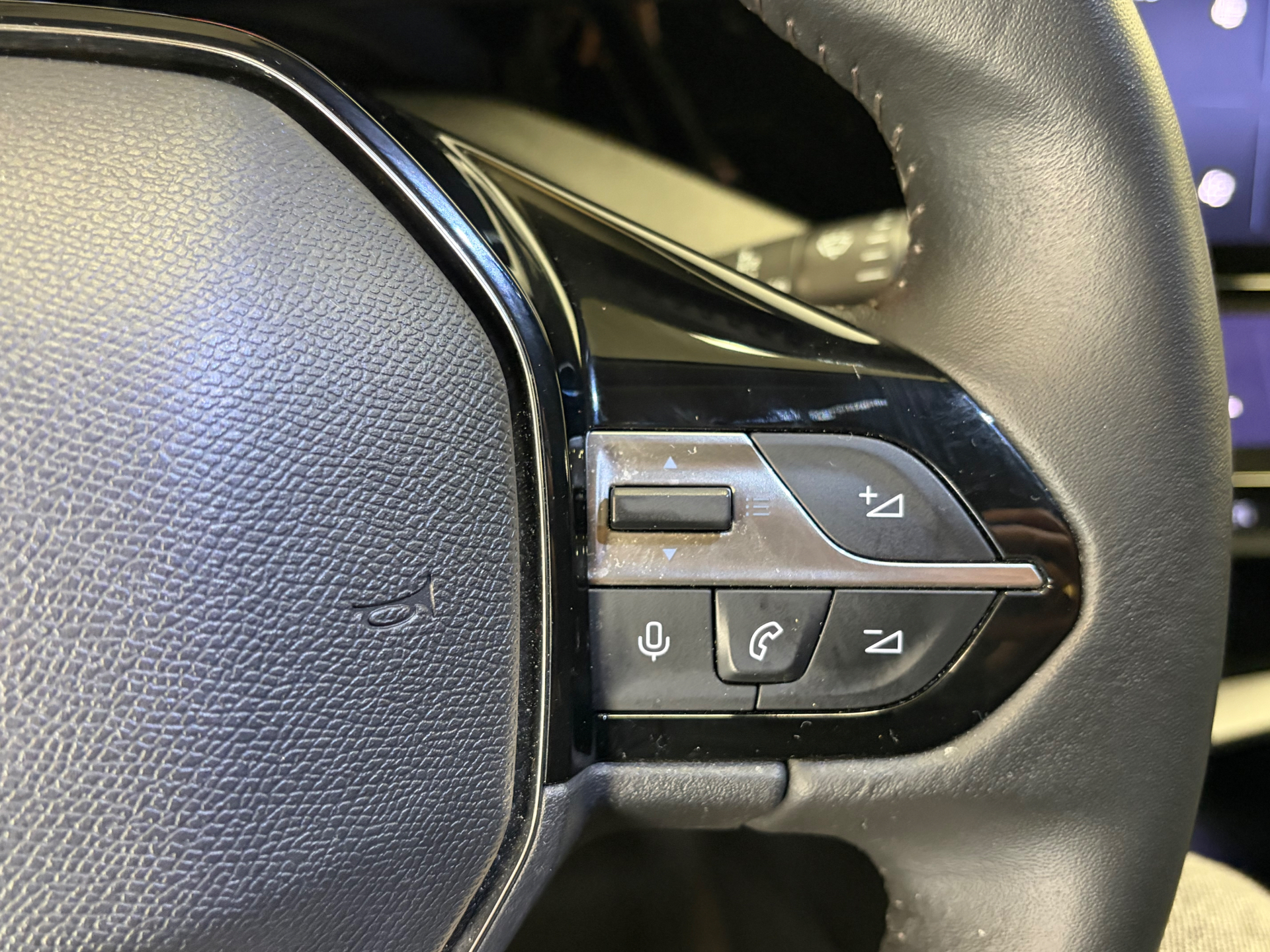 PEUGEOT 308 PureTech 130ch S&S BVM6 Allure
