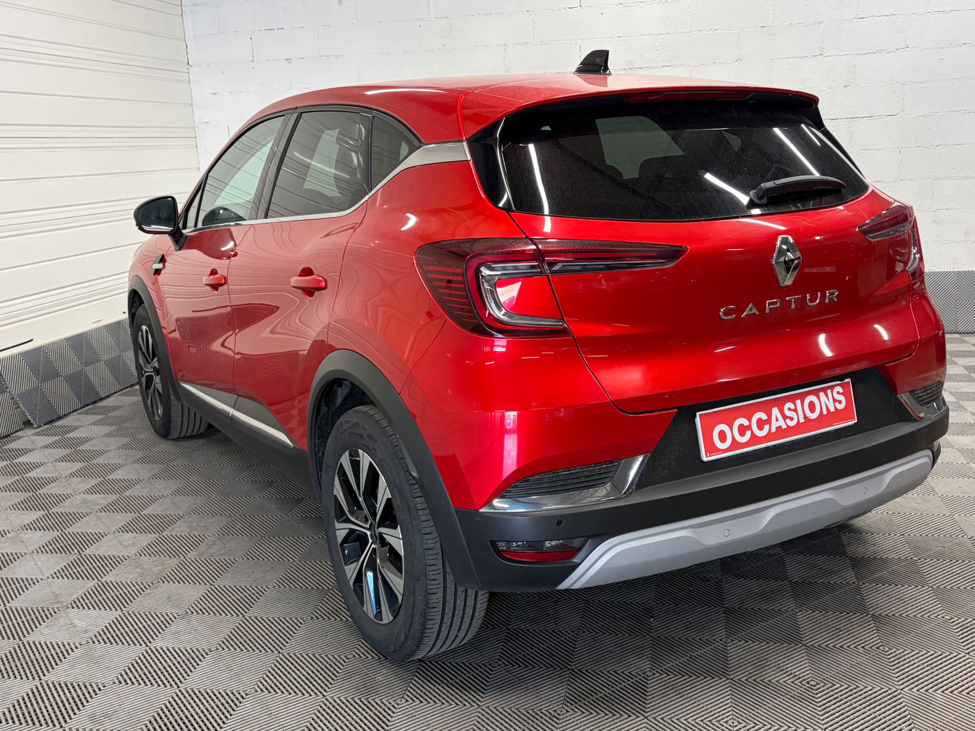 RENAULT CAPTUR mild hybrid 140 EDC Techno
