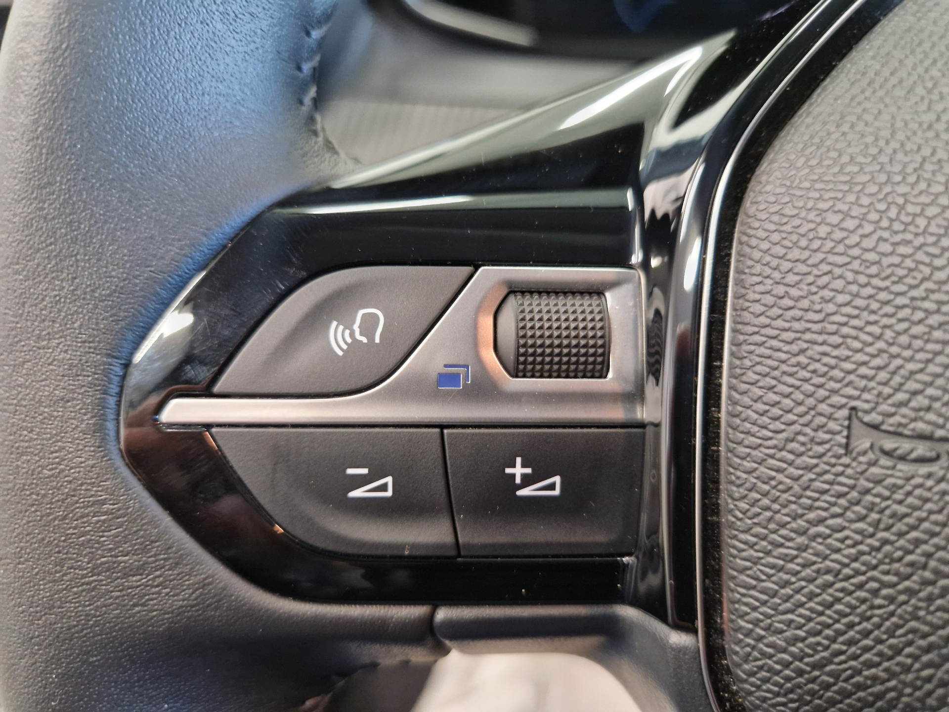 PEUGEOT 208 100 CV ALLURE