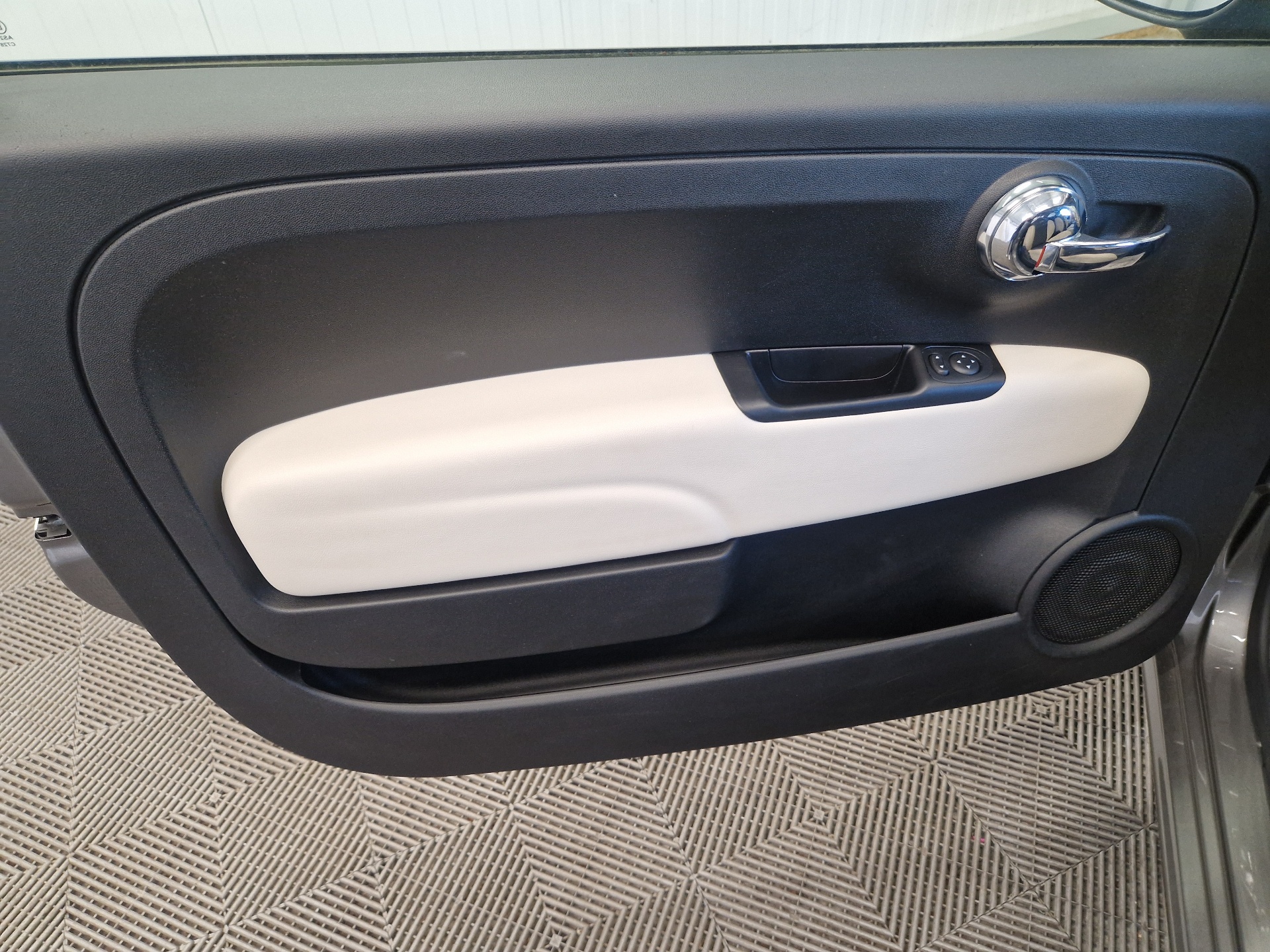 FIAT 500 MY22 1.0 70 ch Hybride BSG S/S Dolcevita