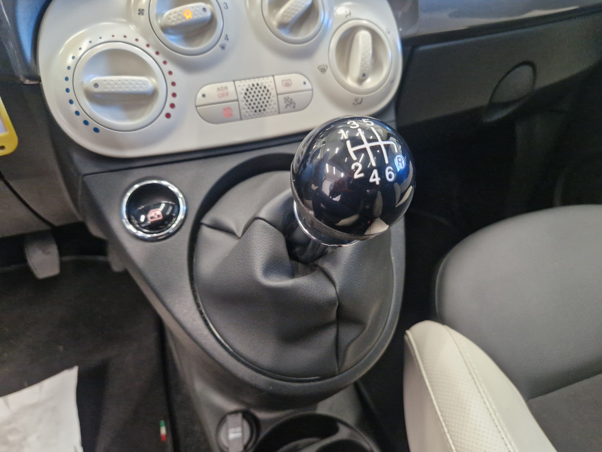 FIAT 500 MY22 1.0 70 ch Hybride BSG S/S Dolcevita