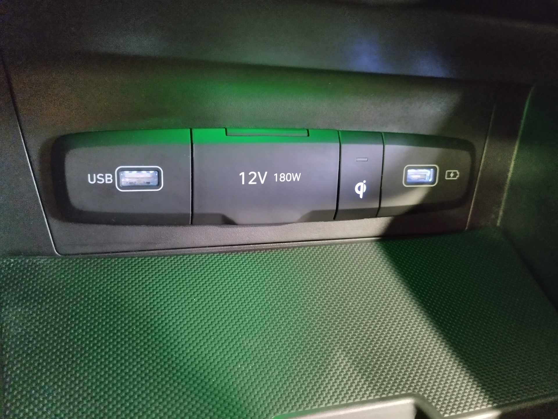 HYUNDAI TUCSON 1.6 T-GDI 150 Hybrid 48V DCT-7 Executive