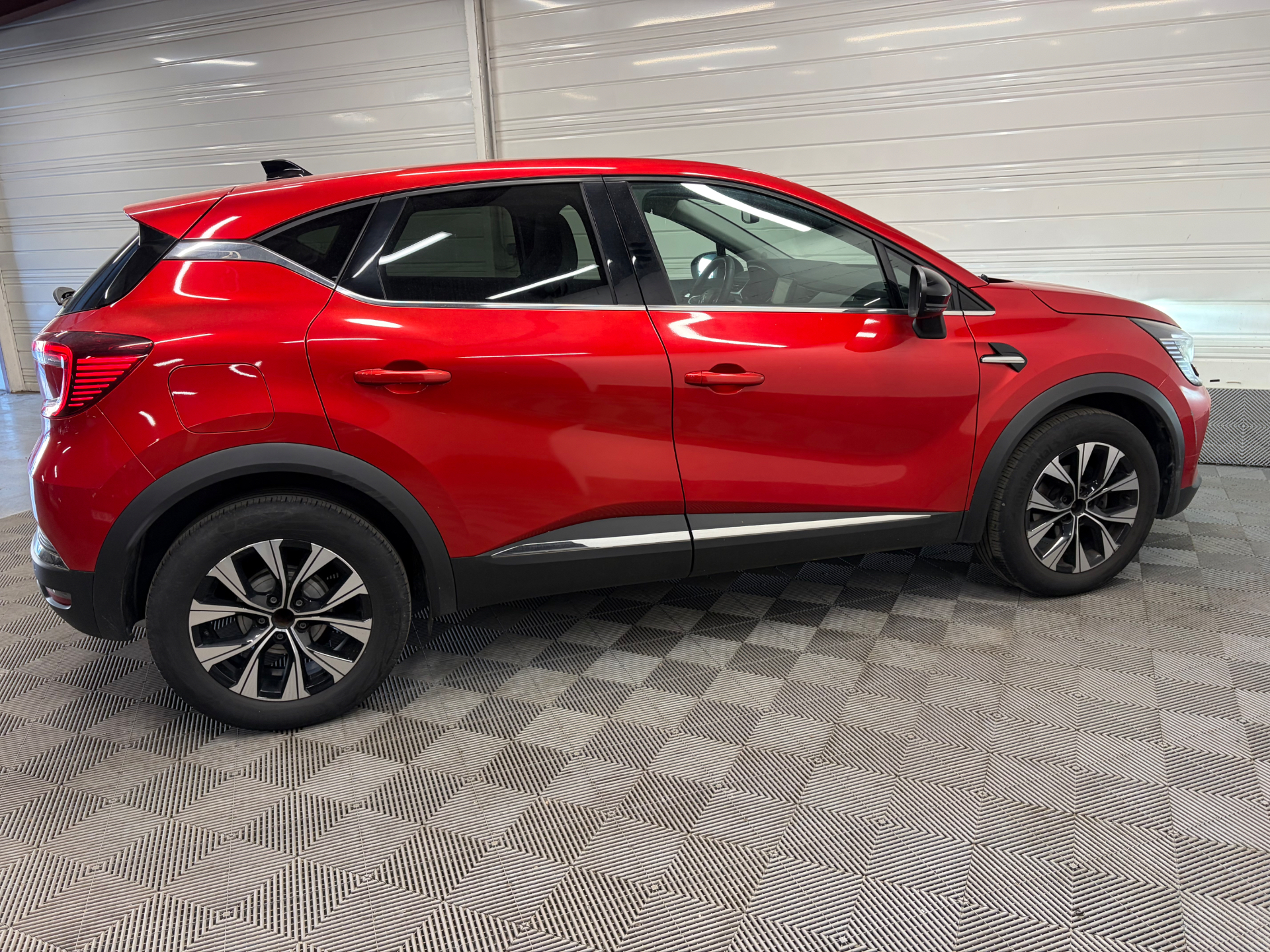 RENAULT CAPTUR mild hybrid 140 EDC Techno