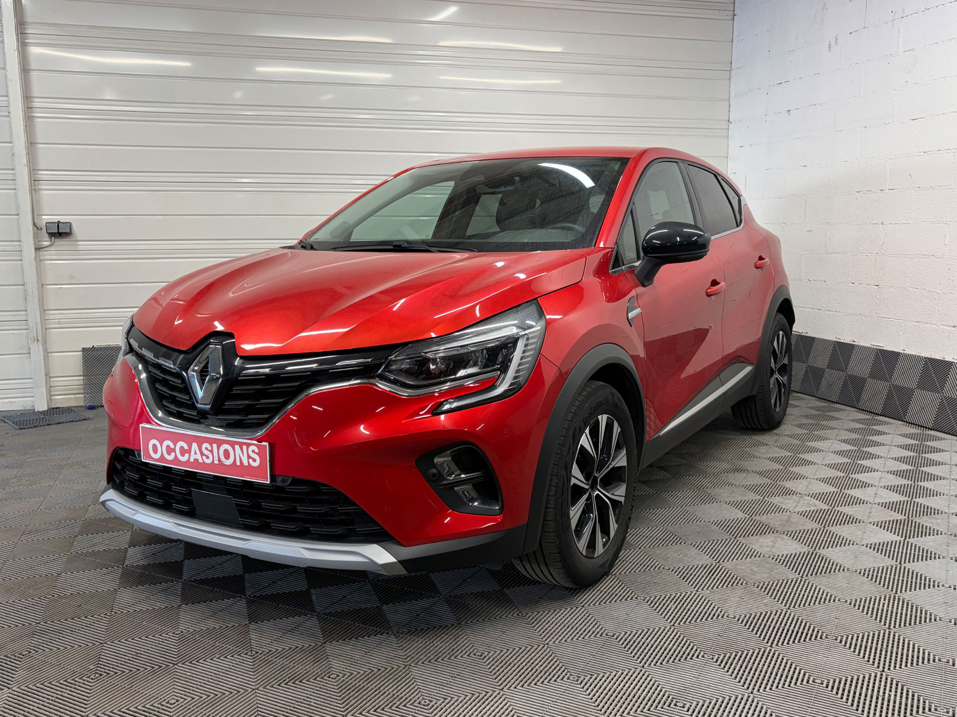 RENAULT CAPTUR mild hybrid 140 EDC Techno