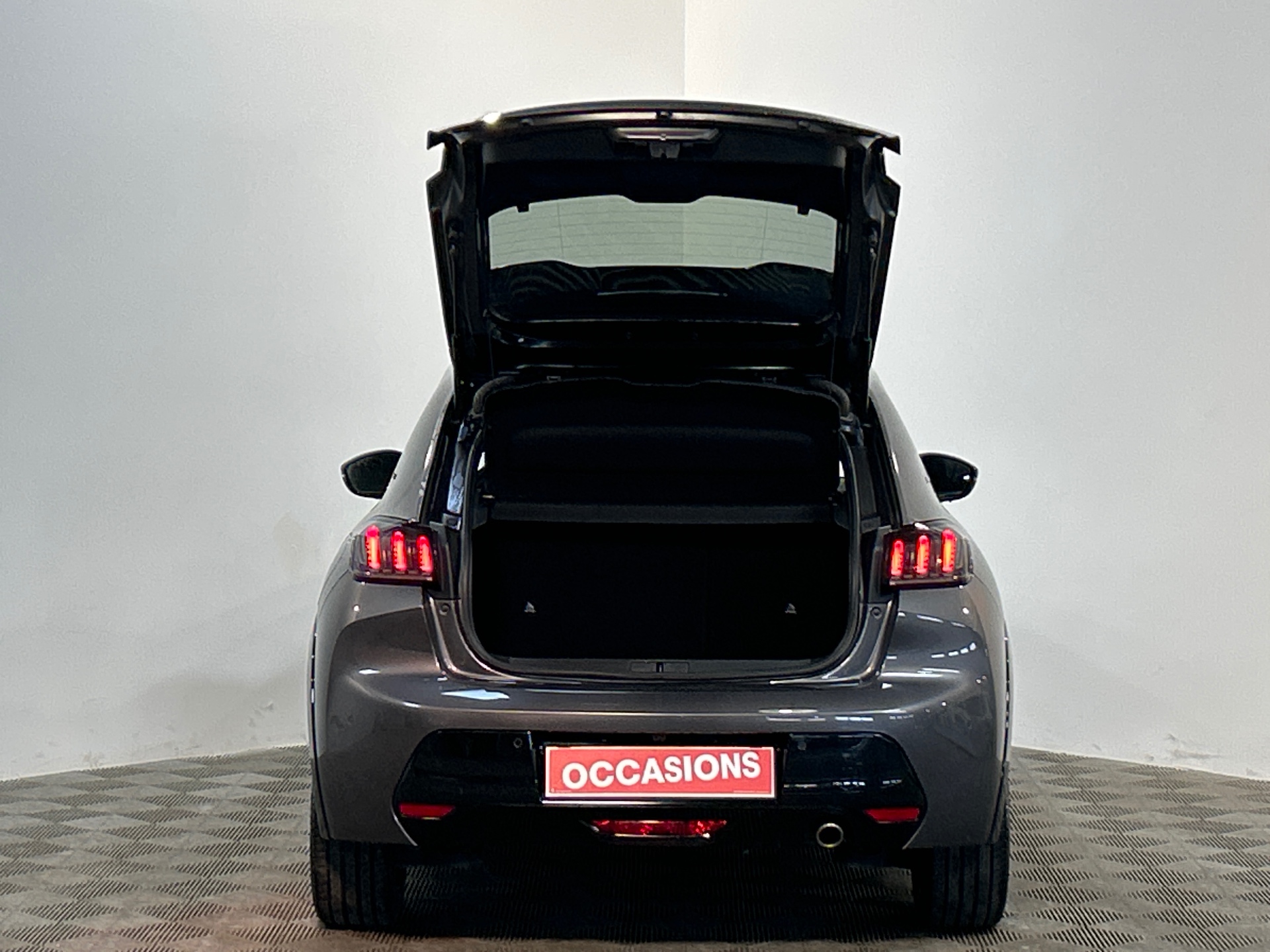 PEUGEOT 208 PureTech 100 S&S EAT8 GT