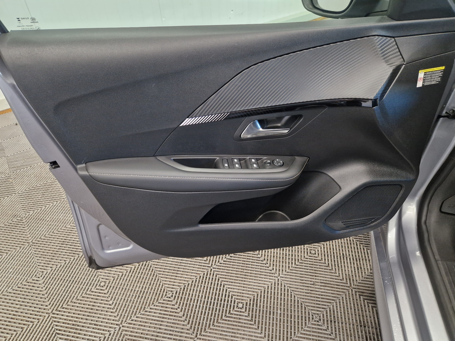 PEUGEOT 208 100 CV ALLURE