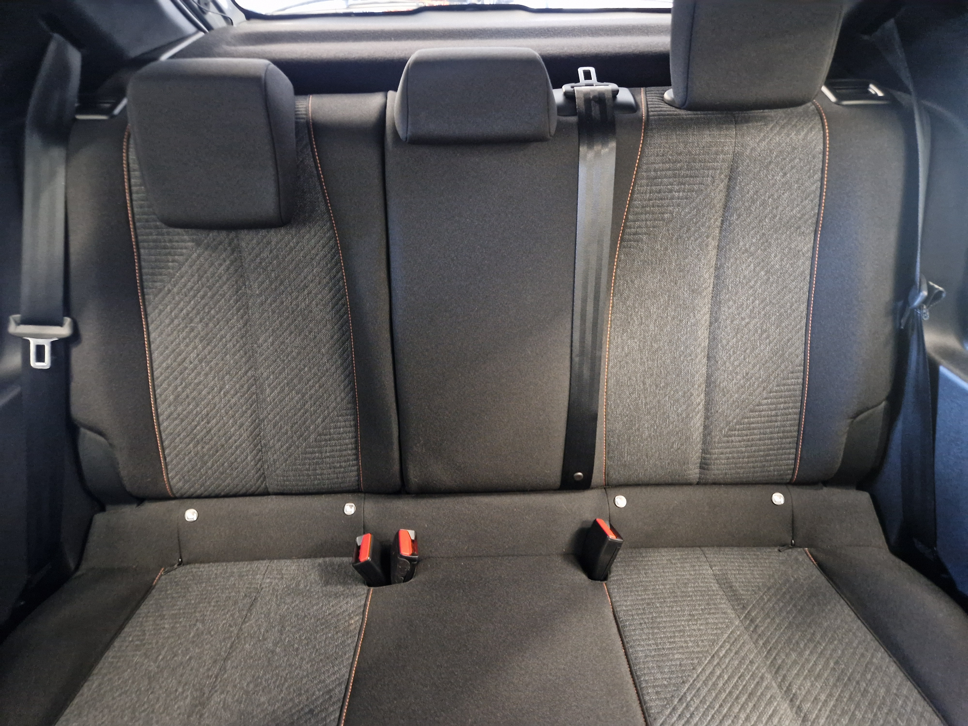 PEUGEOT 208 STYLE 100 CH BVM6