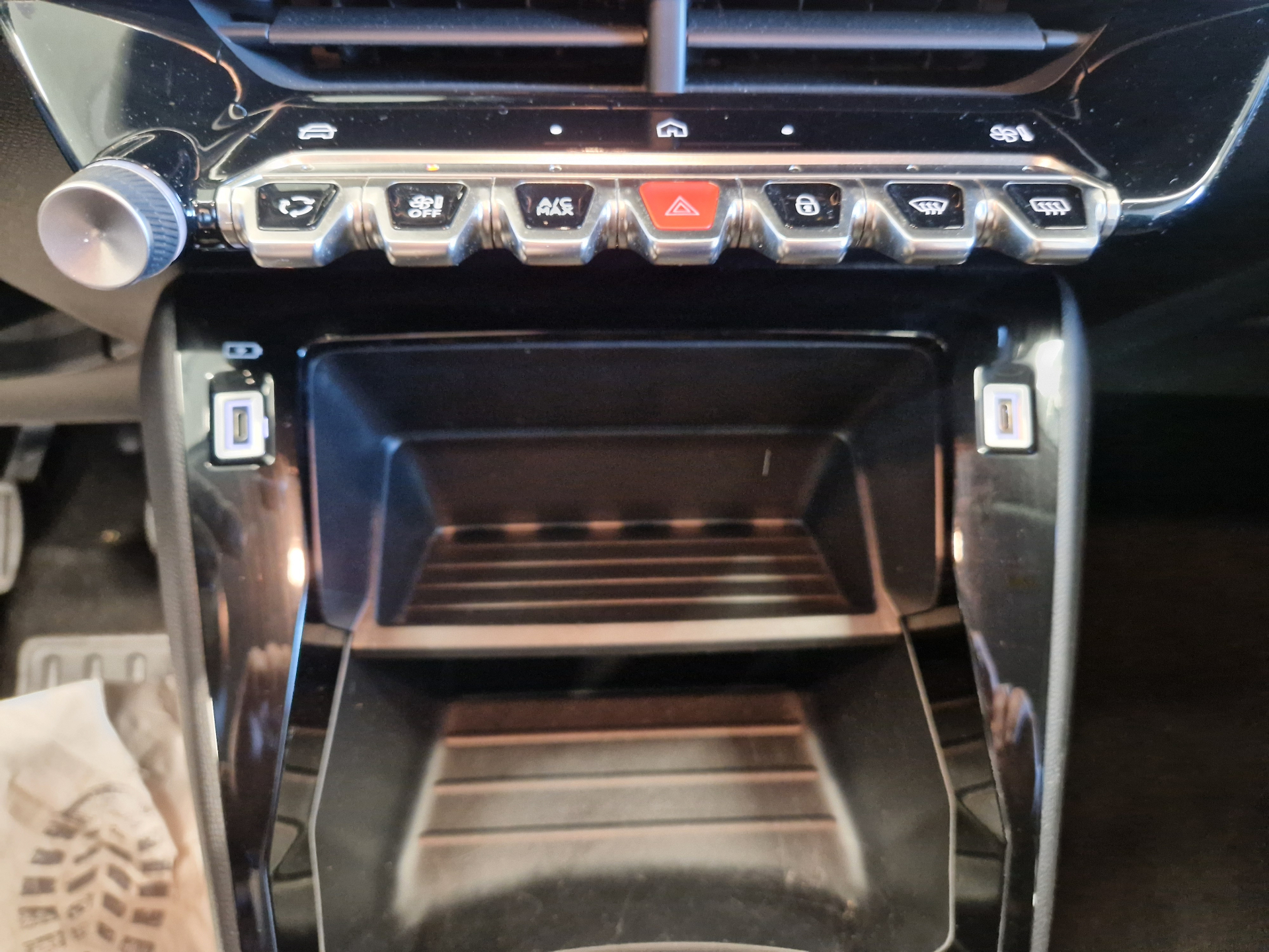 PEUGEOT 208 STYLE 100 CH BVM6