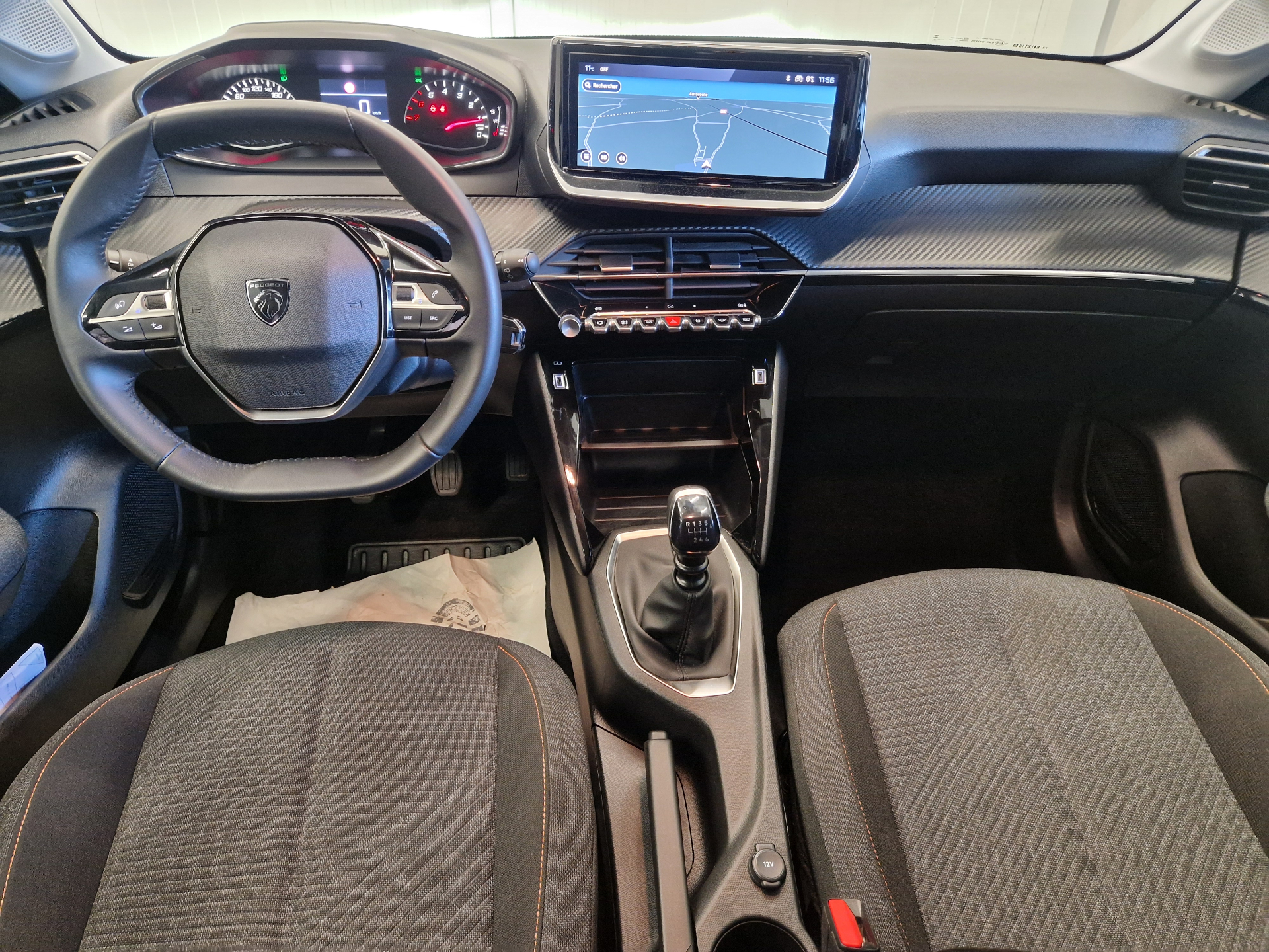 PEUGEOT 208 STYLE 100 CH BVM6