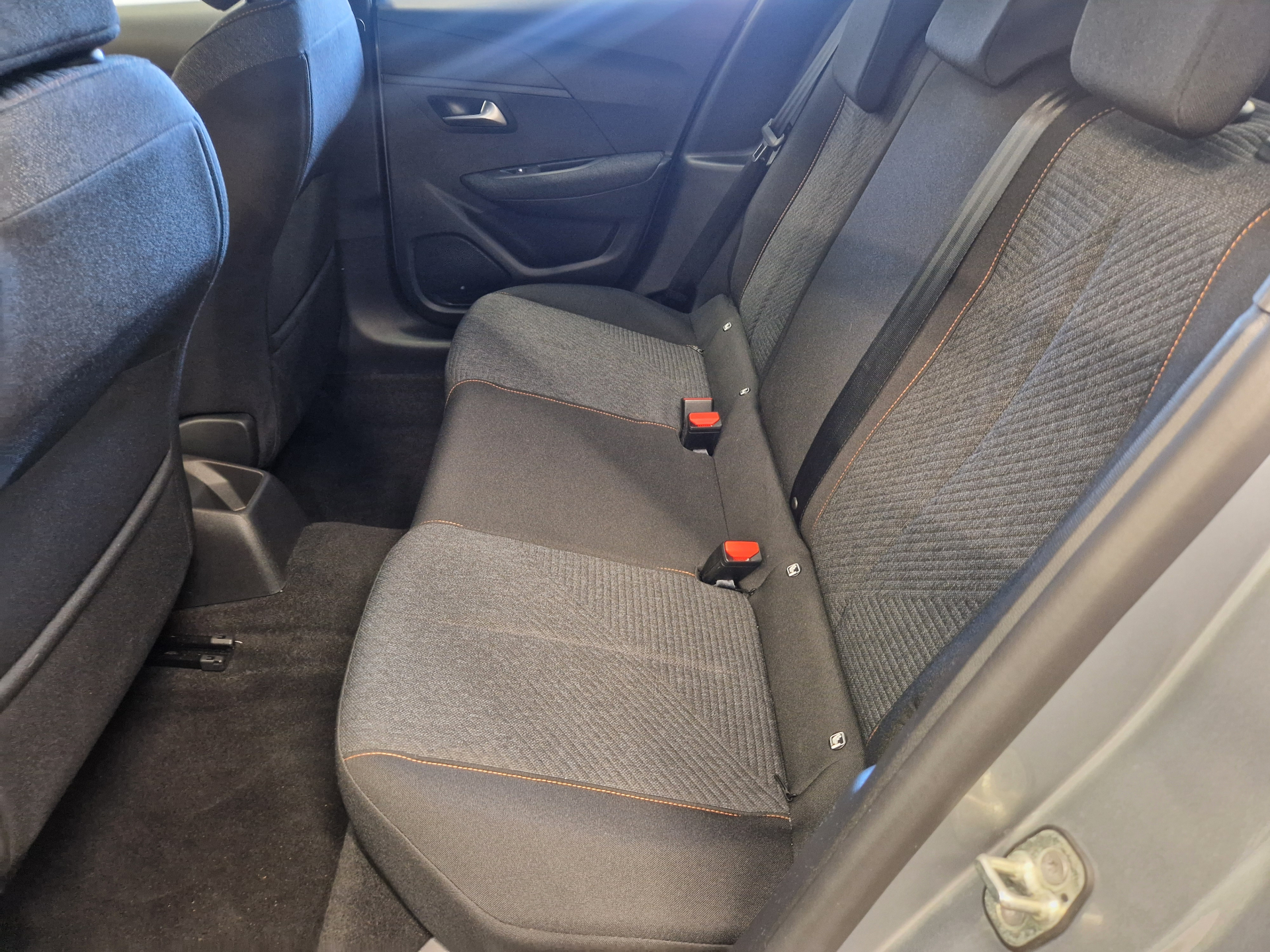 PEUGEOT 208 STYLE 100 CH BVM6