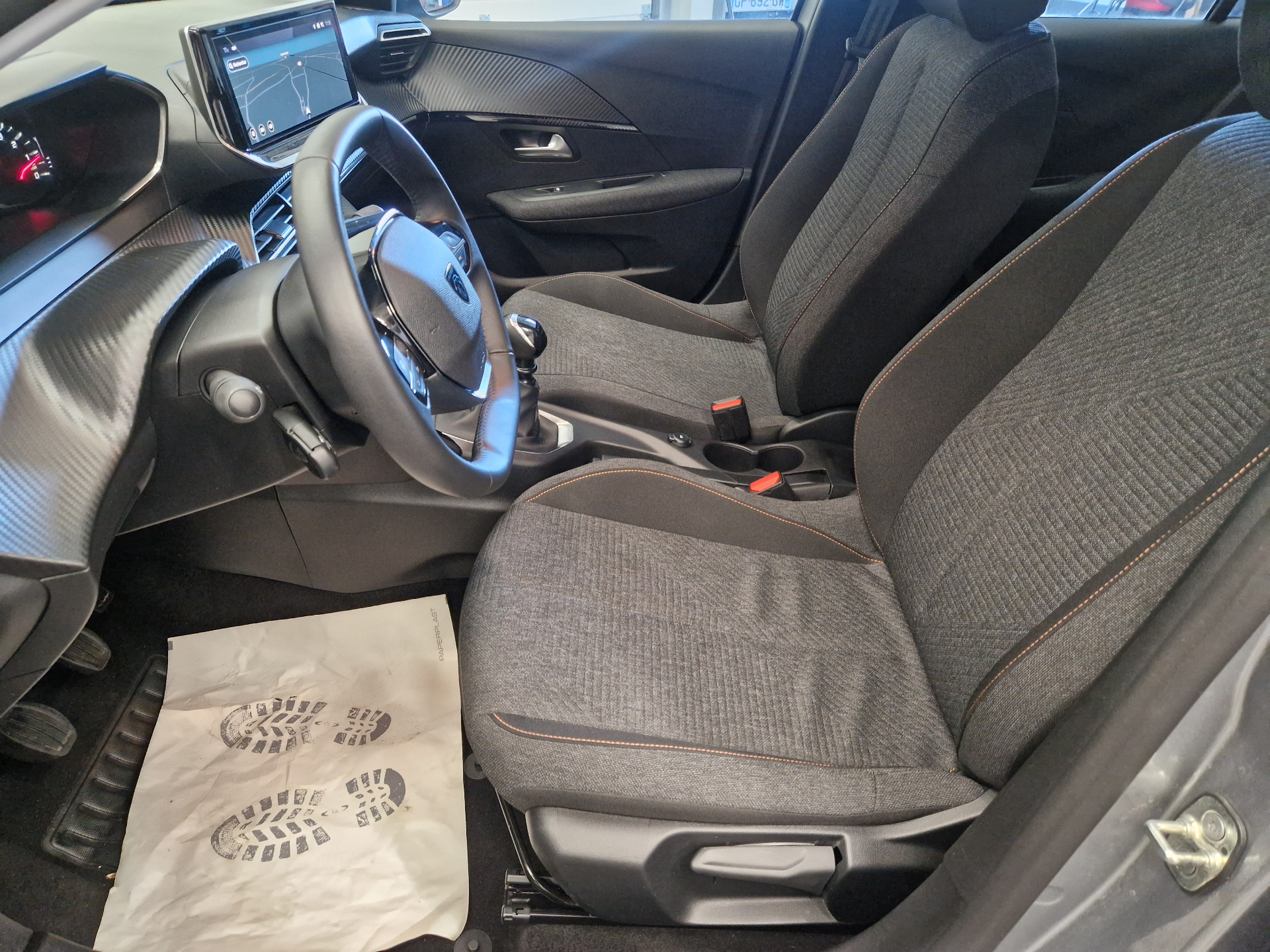 PEUGEOT 208 STYLE 100 CH BVM6