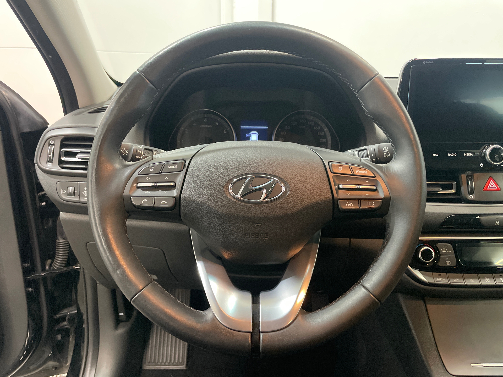 HYUNDAI i30 1.0 T-GDi 120 DCT-7 Hybrid 48V Creative