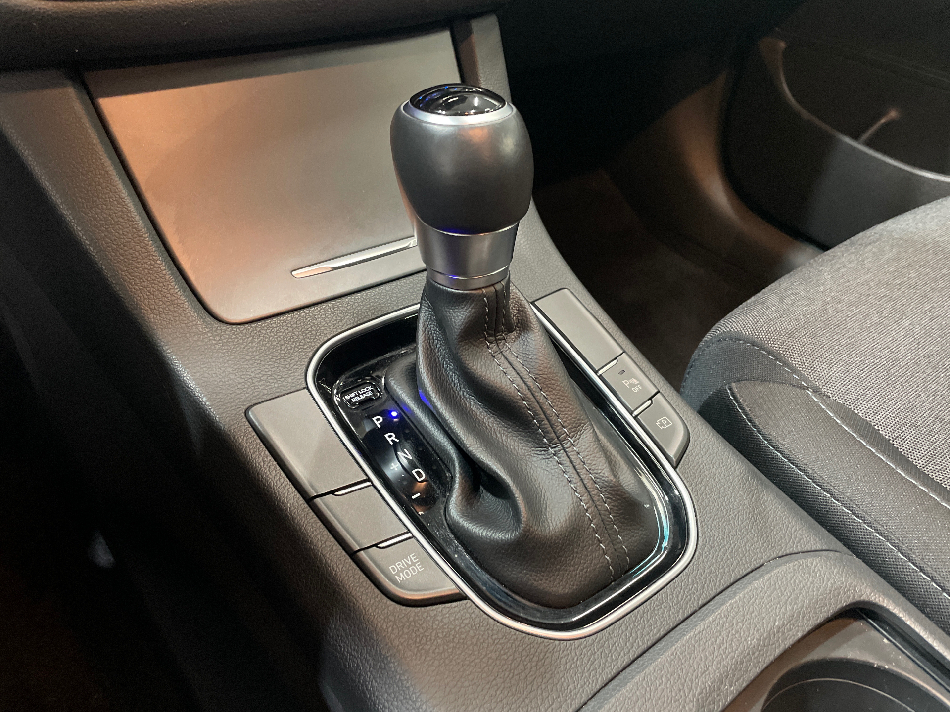 HYUNDAI i30 1.0 T-GDi 120 DCT-7 Hybrid 48V Creative