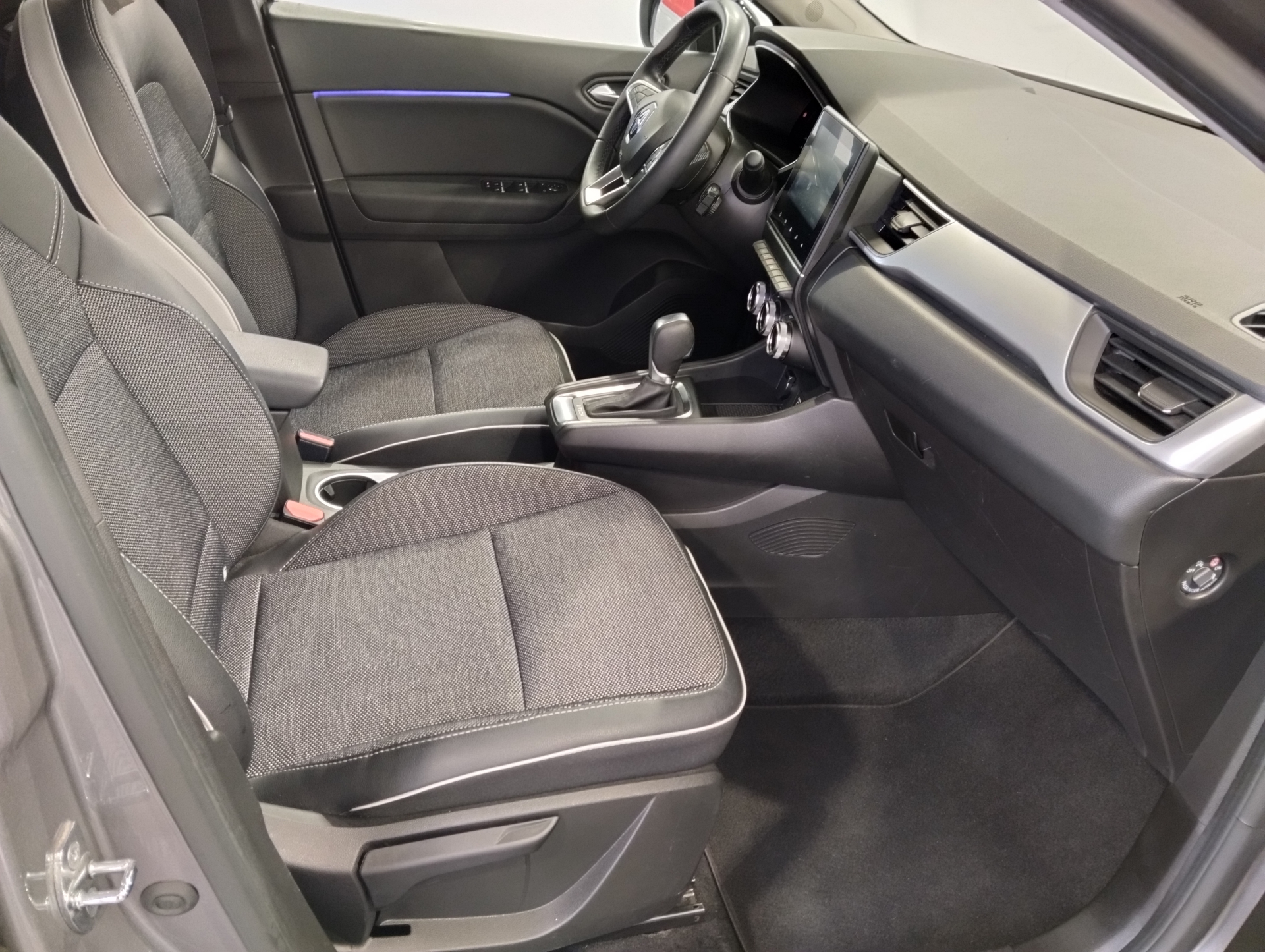RENAULT CAPTUR E-Tech hybride rechargeable 160 Techno