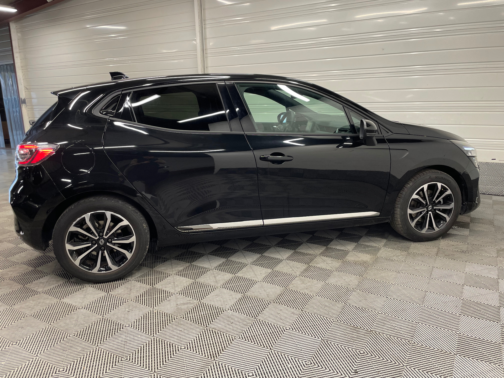 RENAULT CLIO V E-Tech full hybrid 145 ch GSR2 Techno
