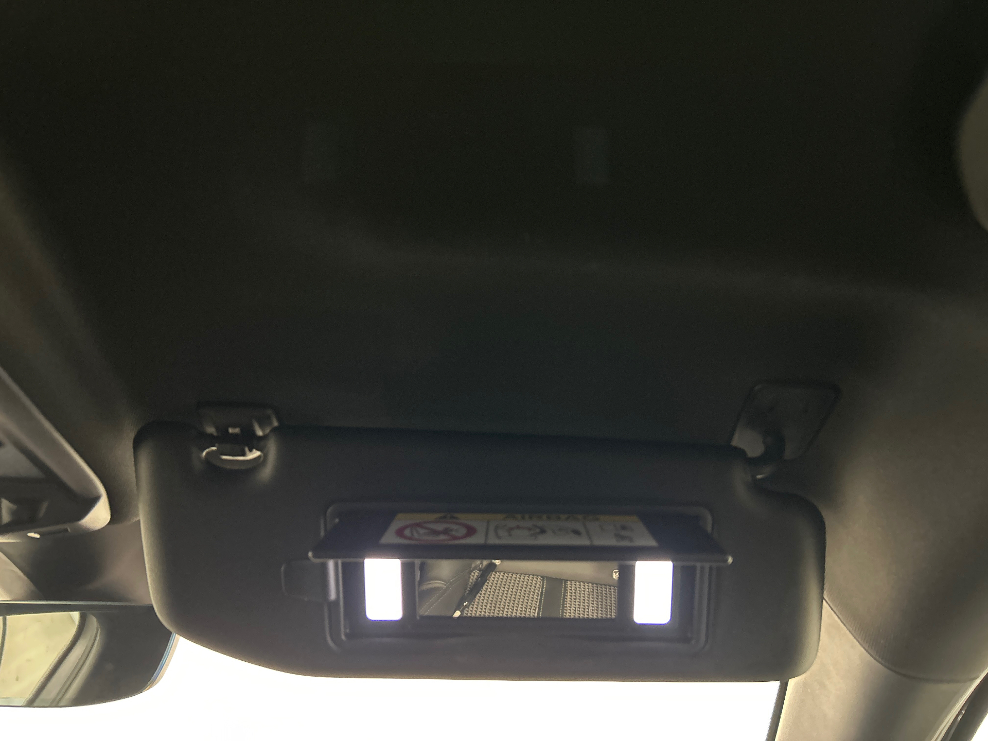 PEUGEOT 208 PureTech 100 S&S BVM6 GT