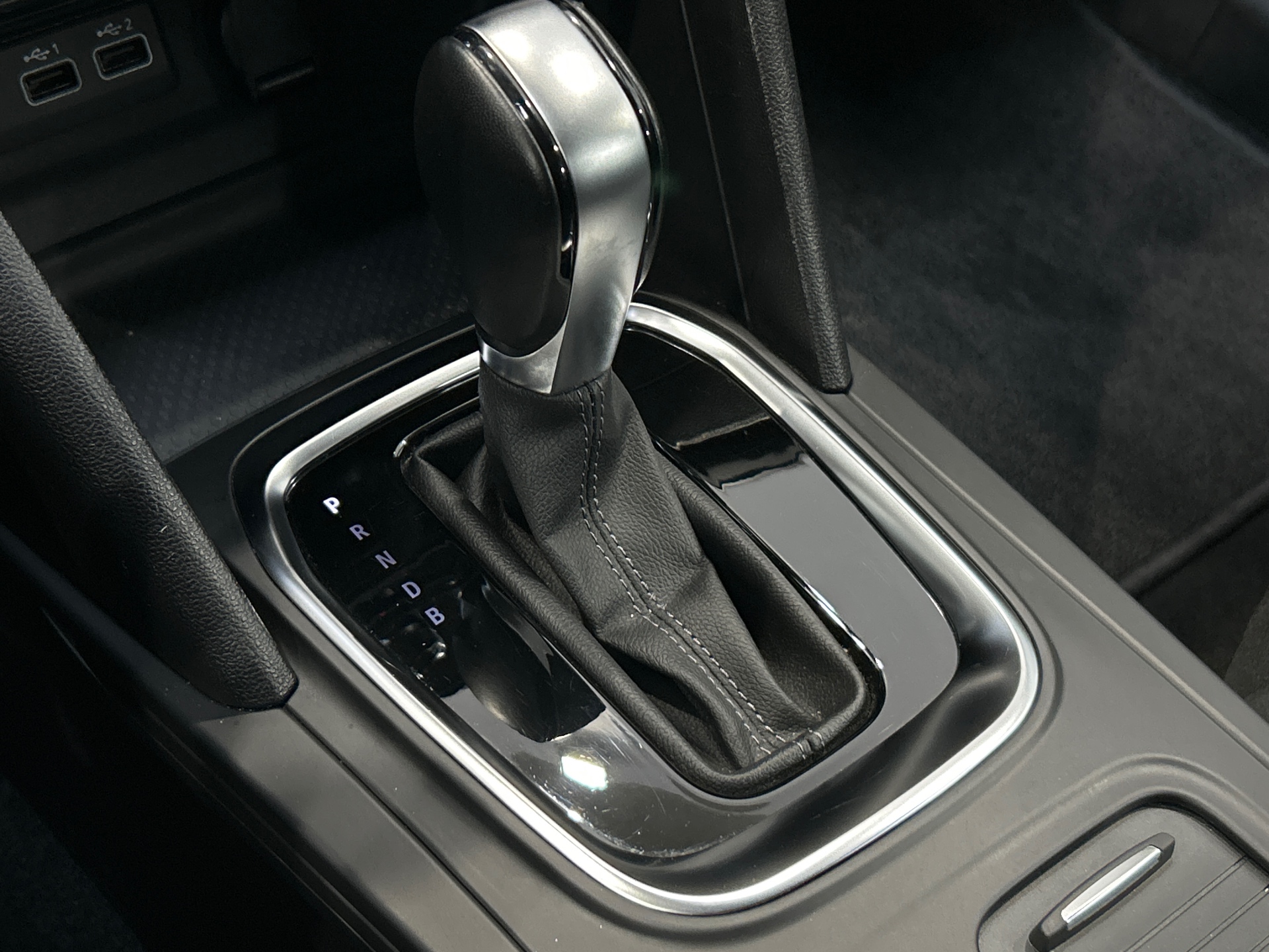 RENAULT MEGANE IV BERLINE E-Tech plug-in hybrid 160 Evolution