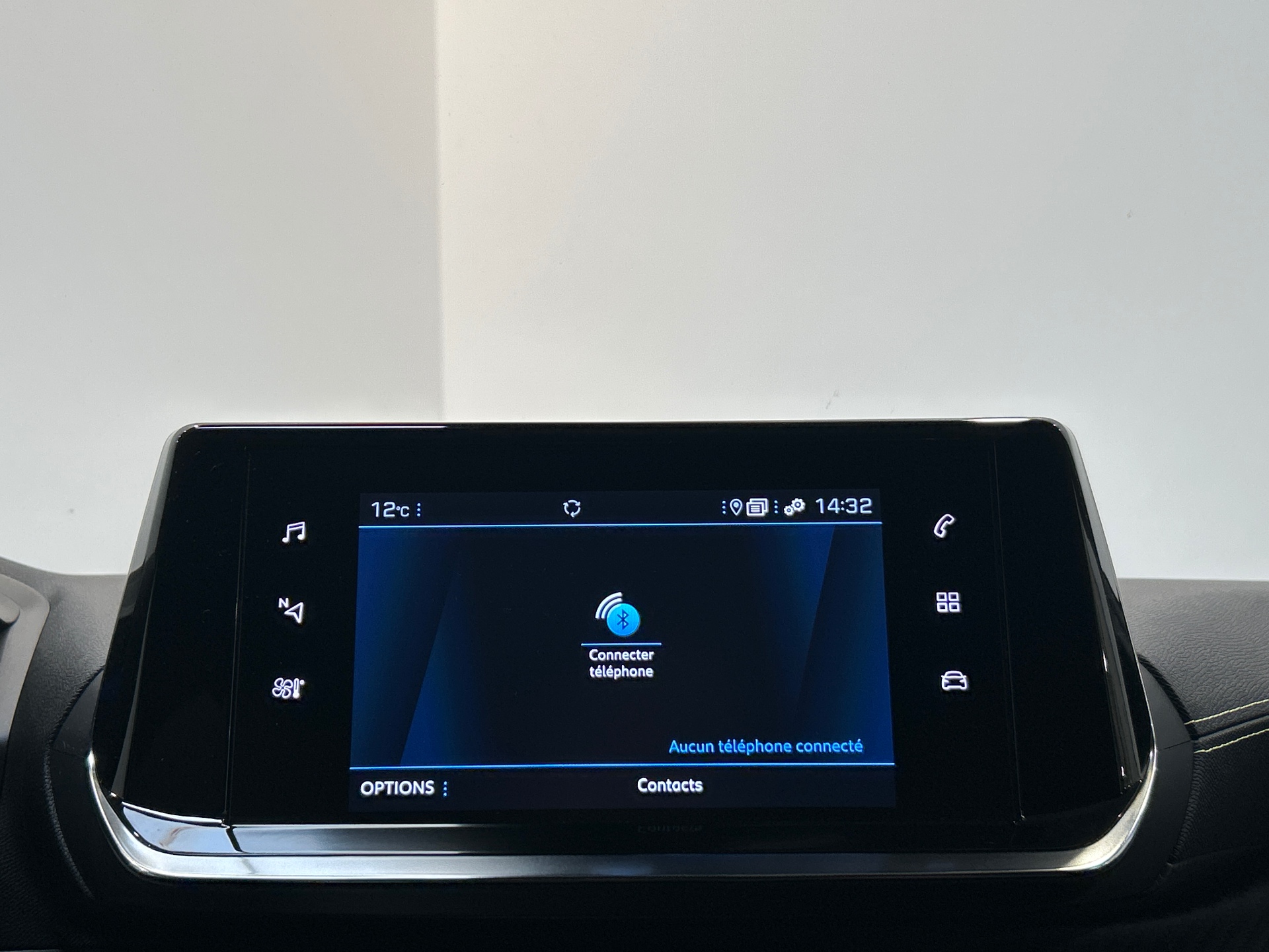 PEUGEOT 208 PureTech 100 S&S BVM6 GT