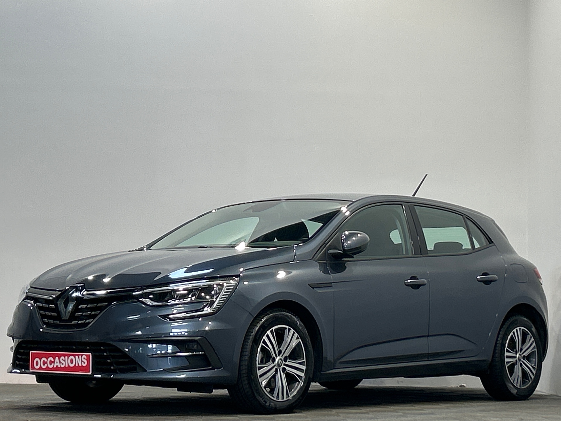 RENAULT MEGANE IV BERLINE E-Tech plug-in hybrid 160 Evolution
