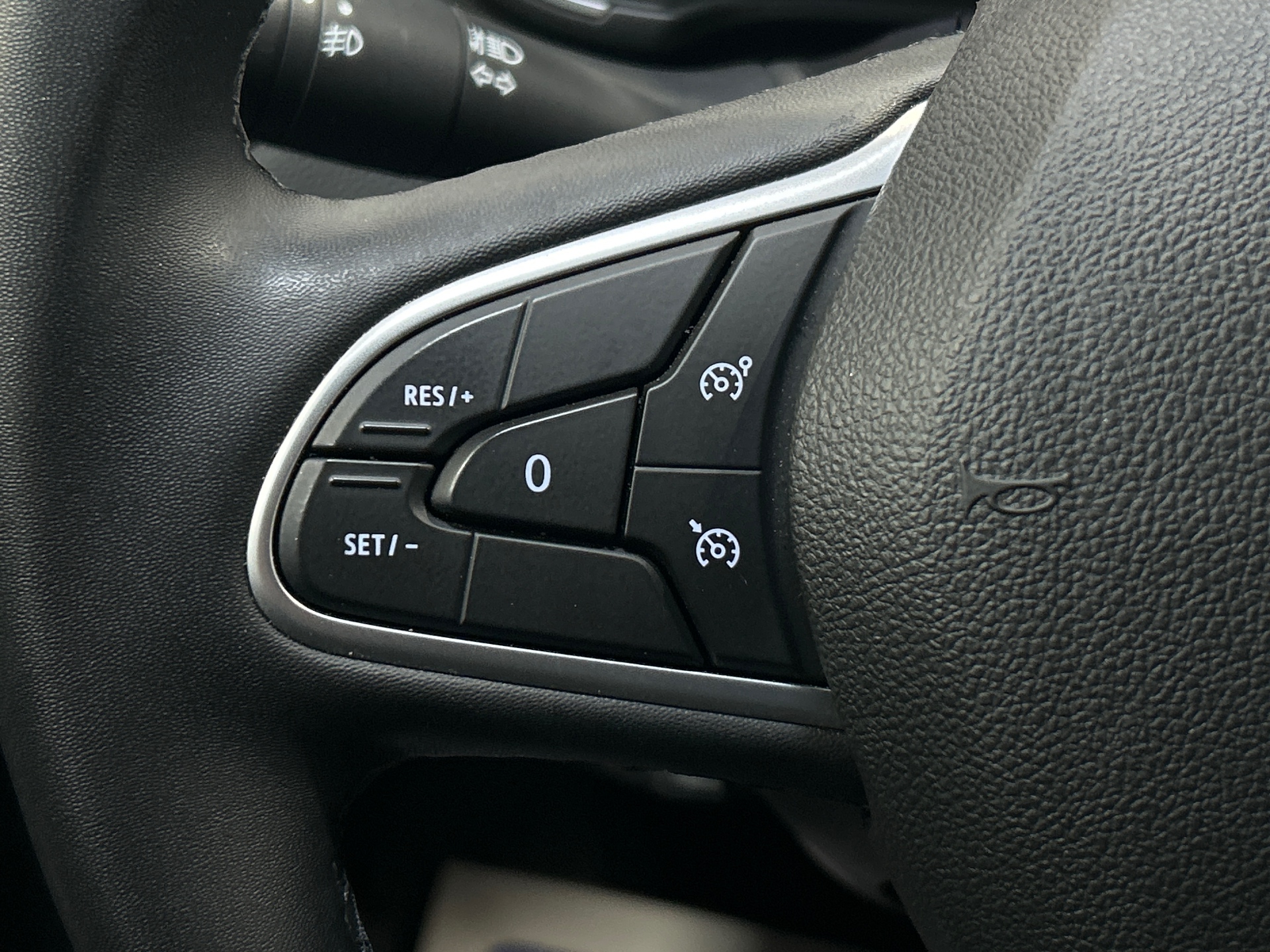 RENAULT MEGANE IV BERLINE E-Tech plug-in hybrid 160 Evolution
