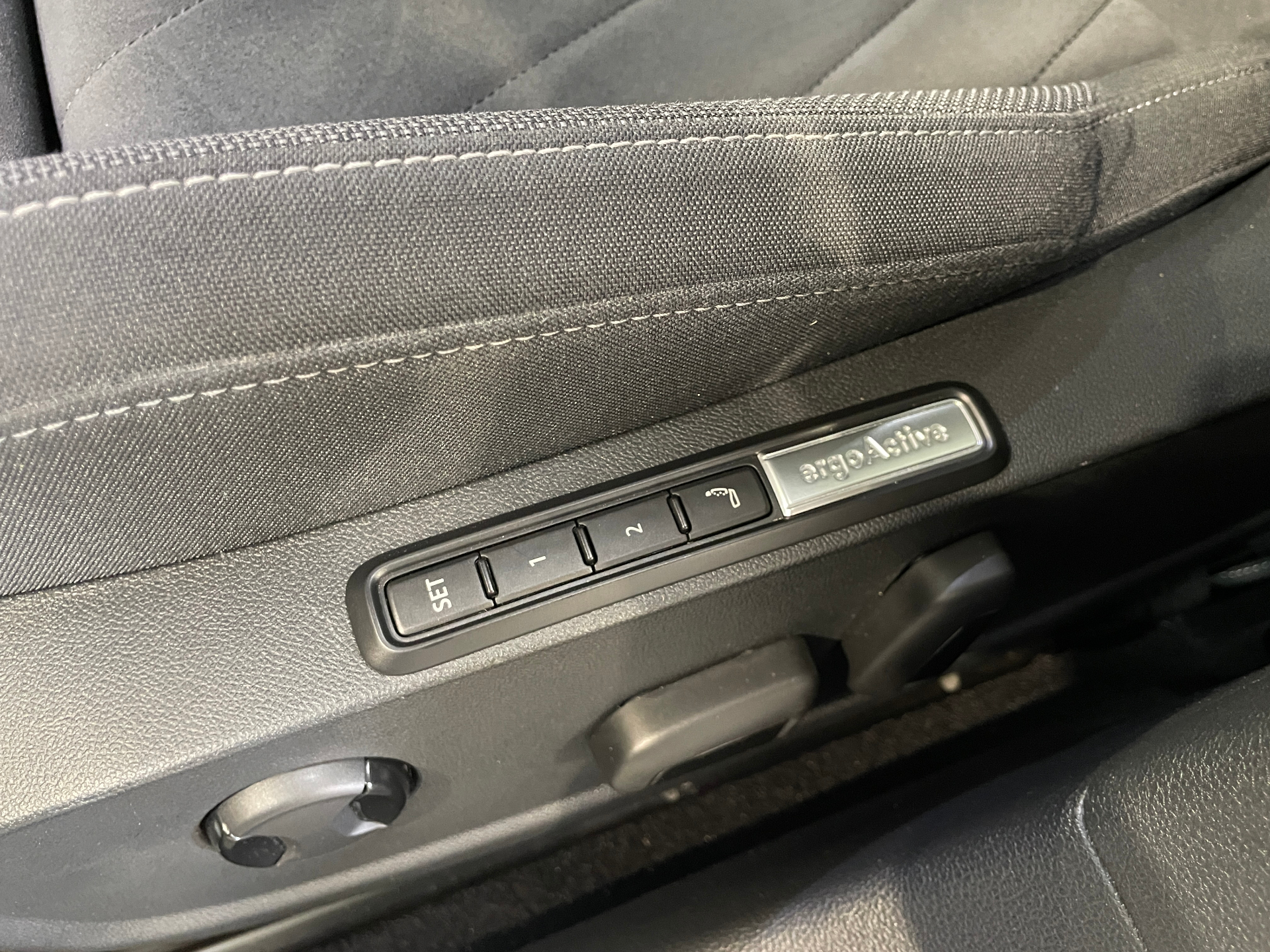 VOLKSWAGEN GOLF 1.4 Hybrid Rechargeable OPF 204 DSG6 Style