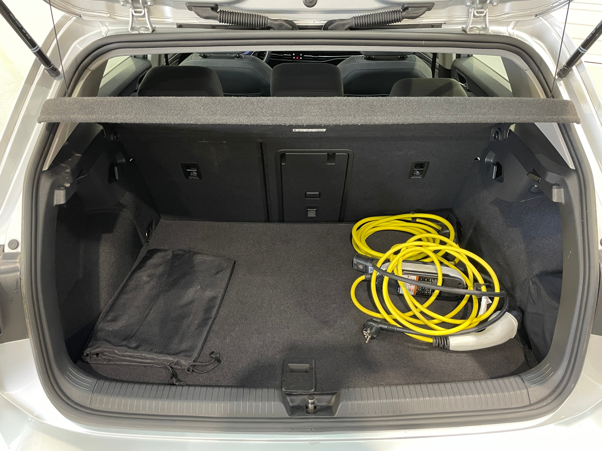 VOLKSWAGEN GOLF 1.4 Hybrid Rechargeable OPF 204 DSG6 Style