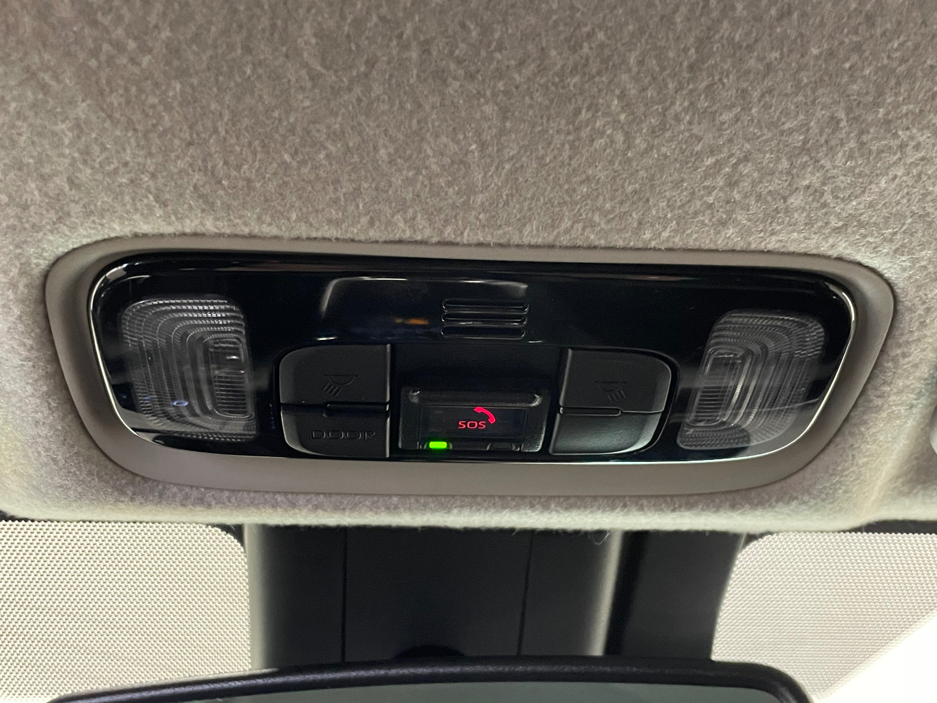 TOYOTA YARIS 116H Design - 5P