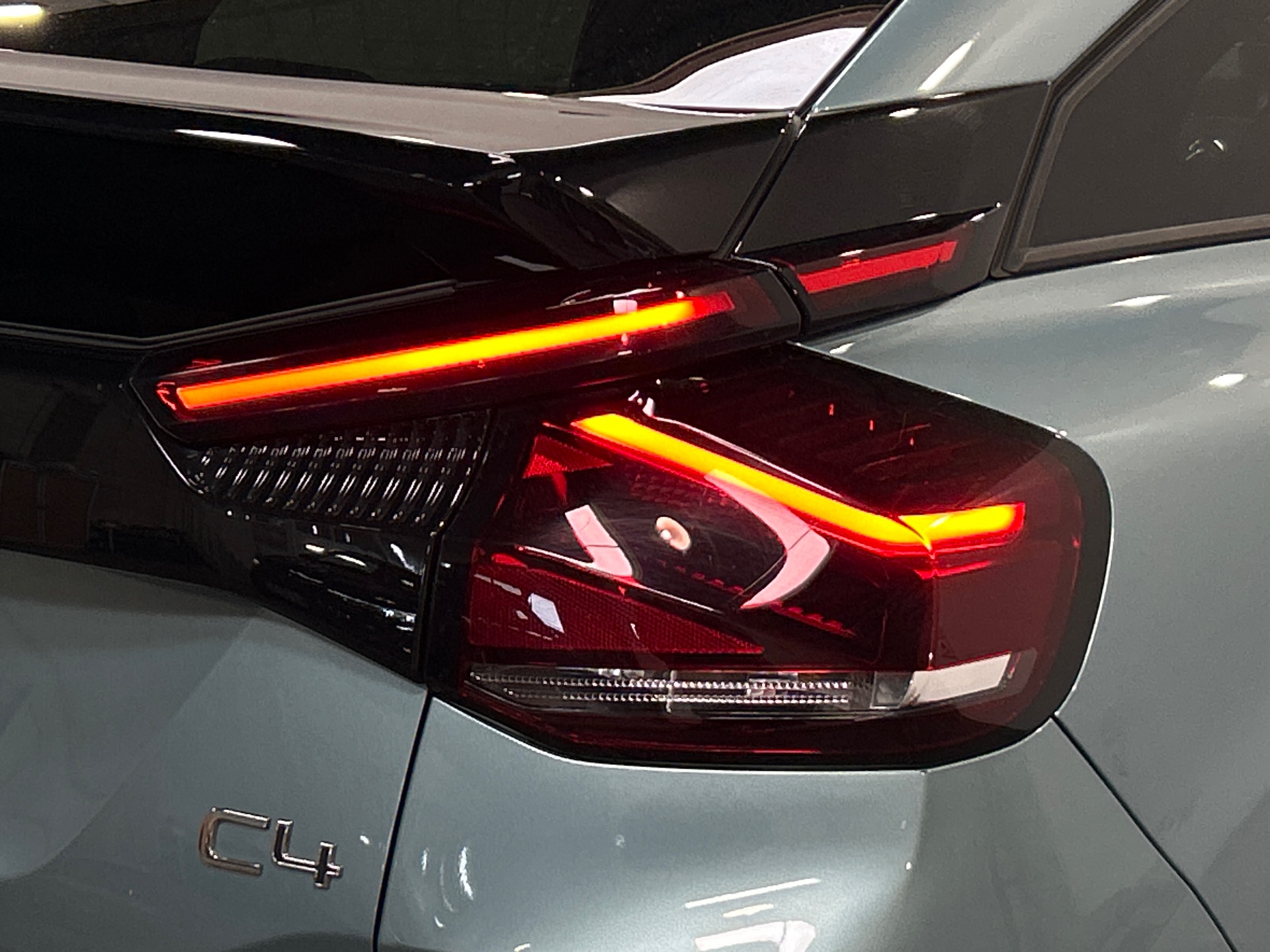 CITROEN C4 PureTech 130 EAT8 Max