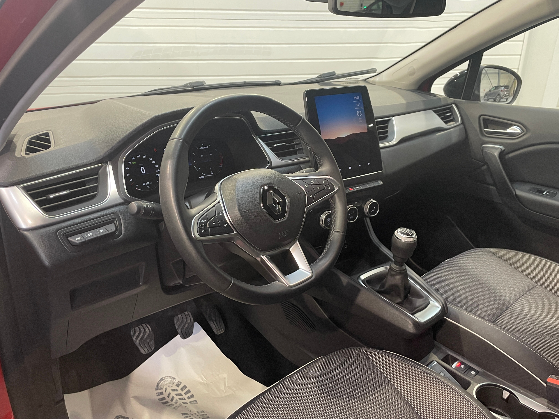 RENAULT CAPTUR mild hybrid 140 Techno
