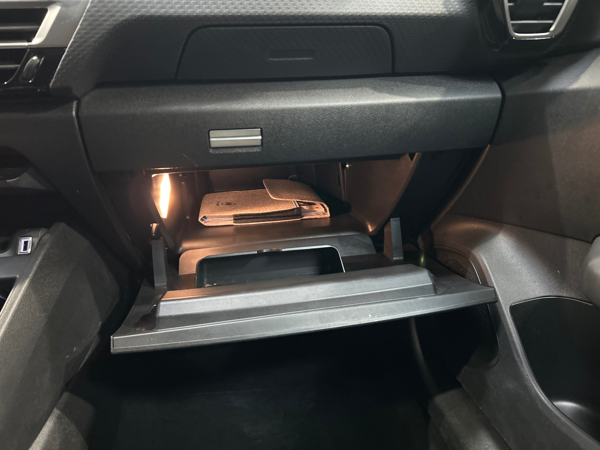 CITROEN C4 PureTech 130 EAT8 Max