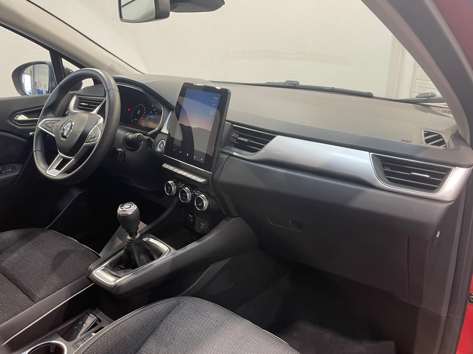 RENAULT CAPTUR mild hybrid 140 Techno