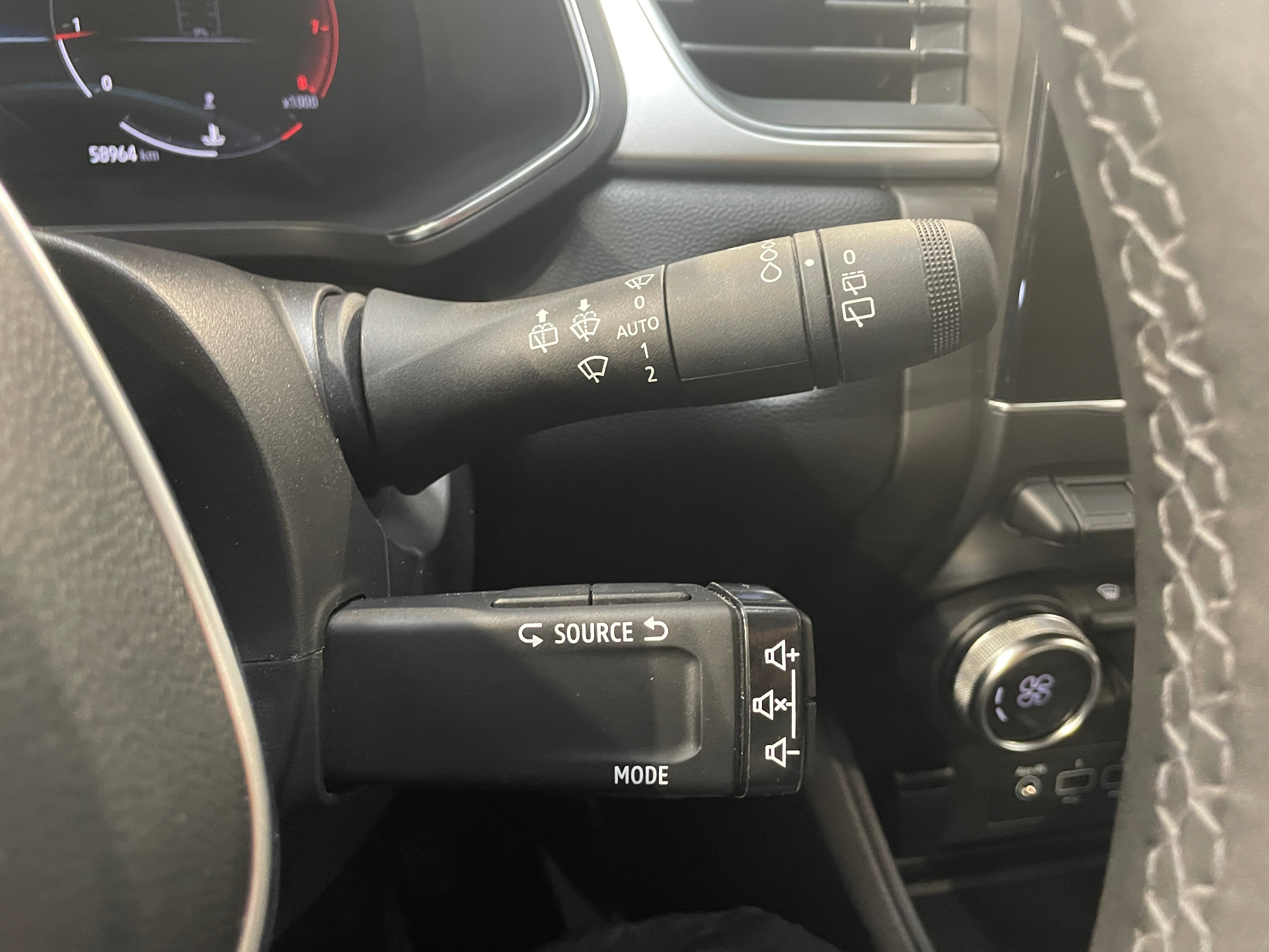 RENAULT CAPTUR mild hybrid 140 Techno