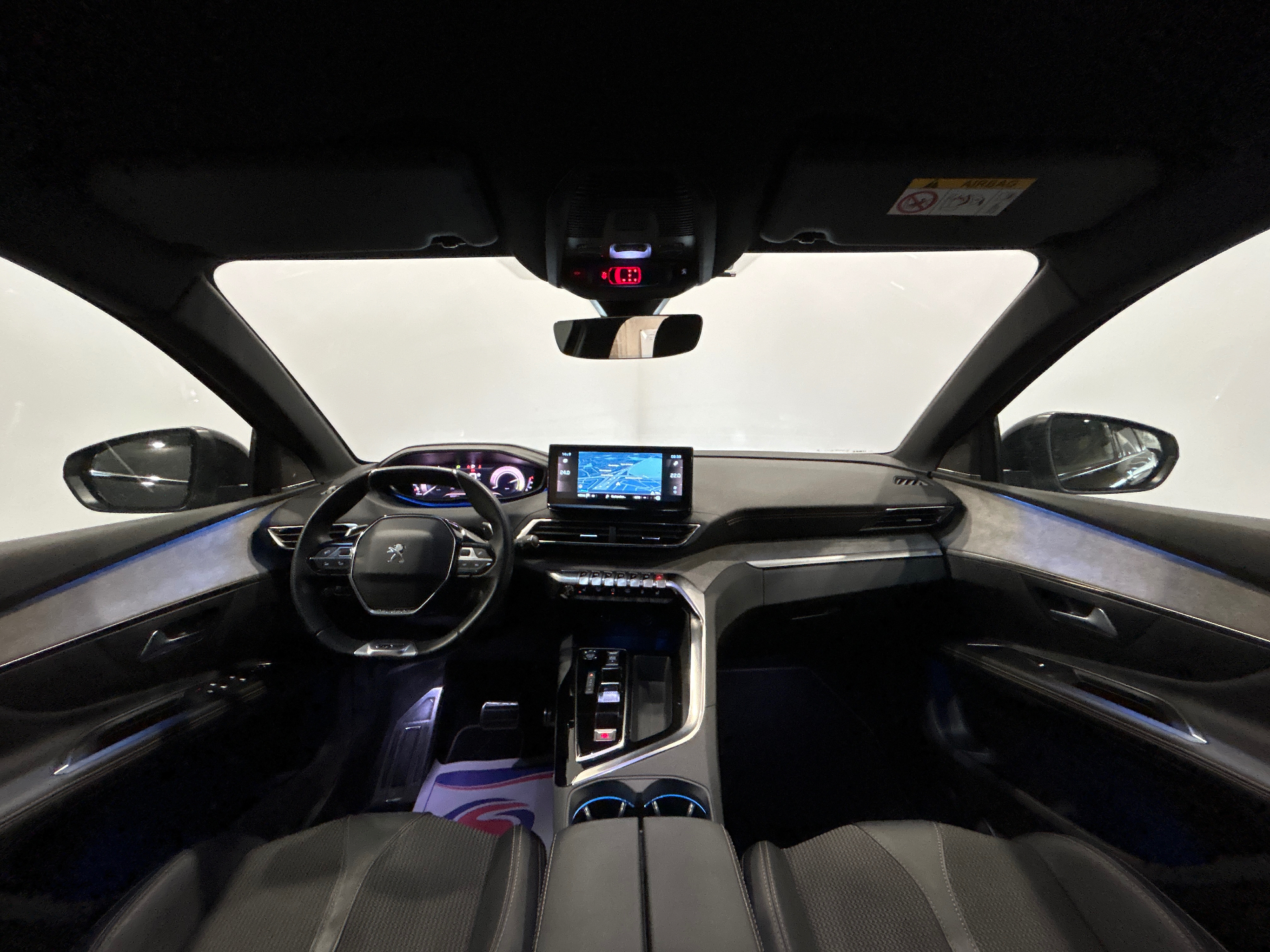 PEUGEOT 5008 Hybrid 136 e-DCS6 GT