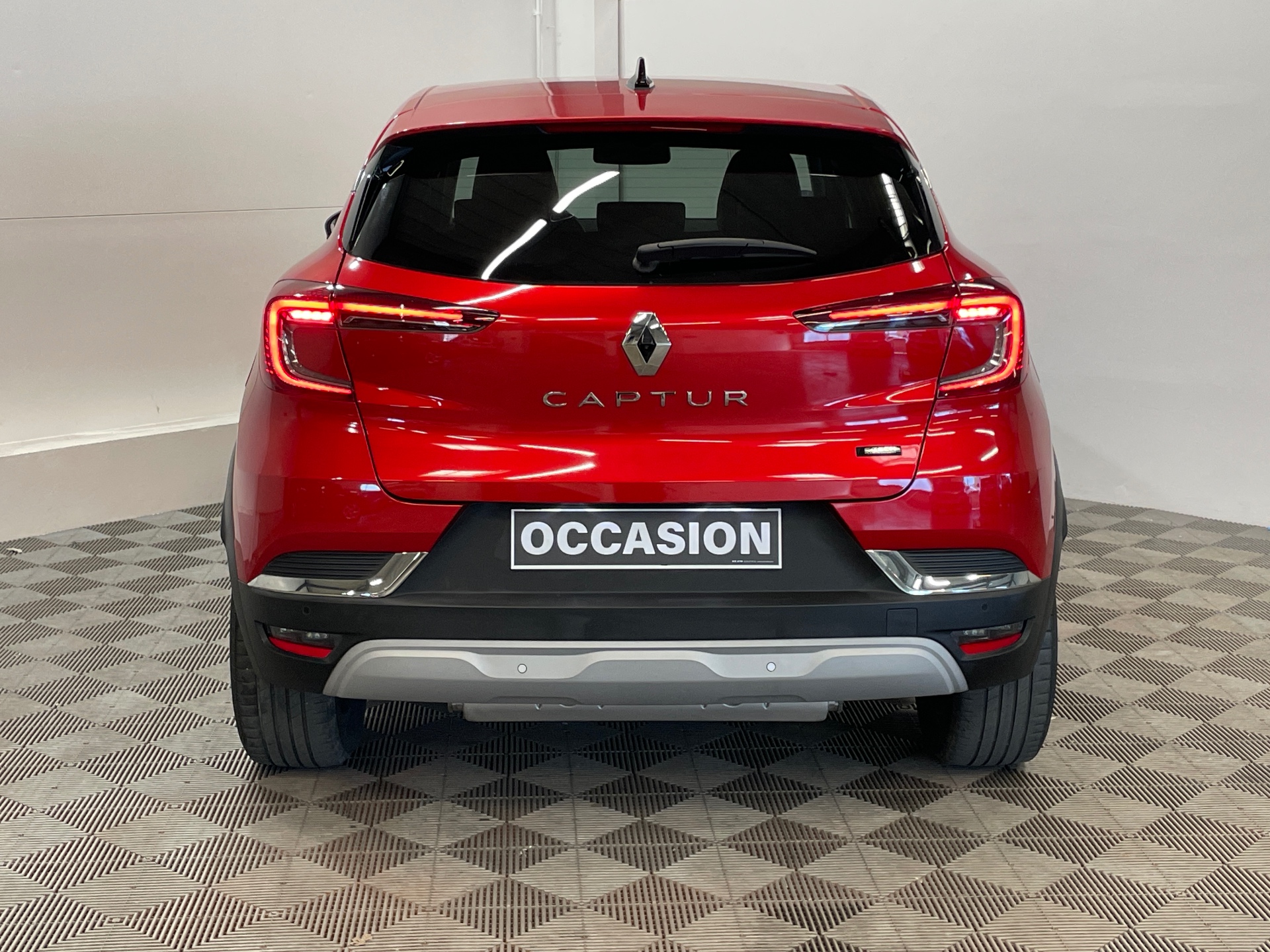 RENAULT CAPTUR E-Tech hybride rechargeable 160 Techno