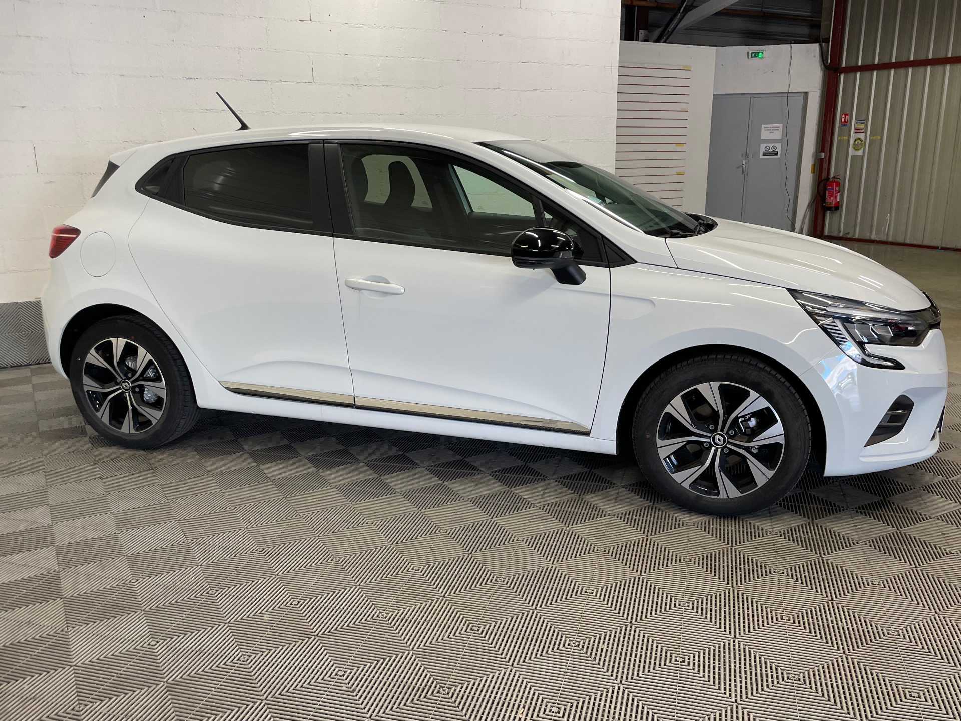 RENAULT CLIO V SCe 65 Evolution
