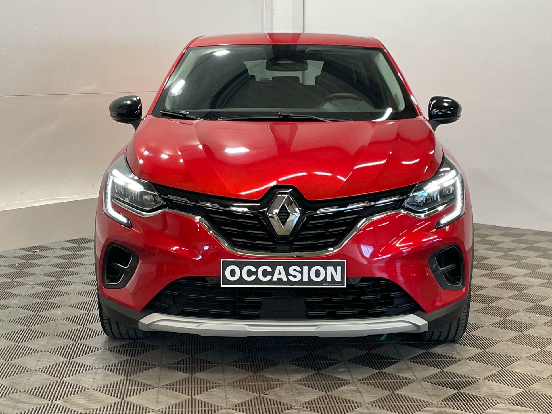 RENAULT CAPTUR E-Tech hybride rechargeable 160 Techno