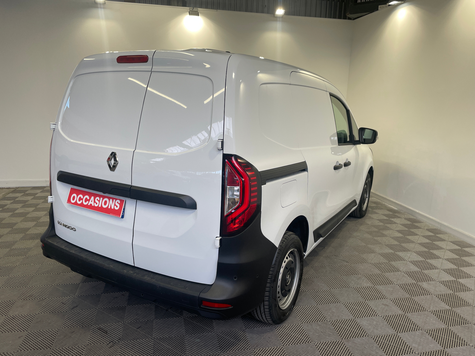 RENAULT KANGOO VAN BLUE DCI 95 GRAND CONFORT- 22
