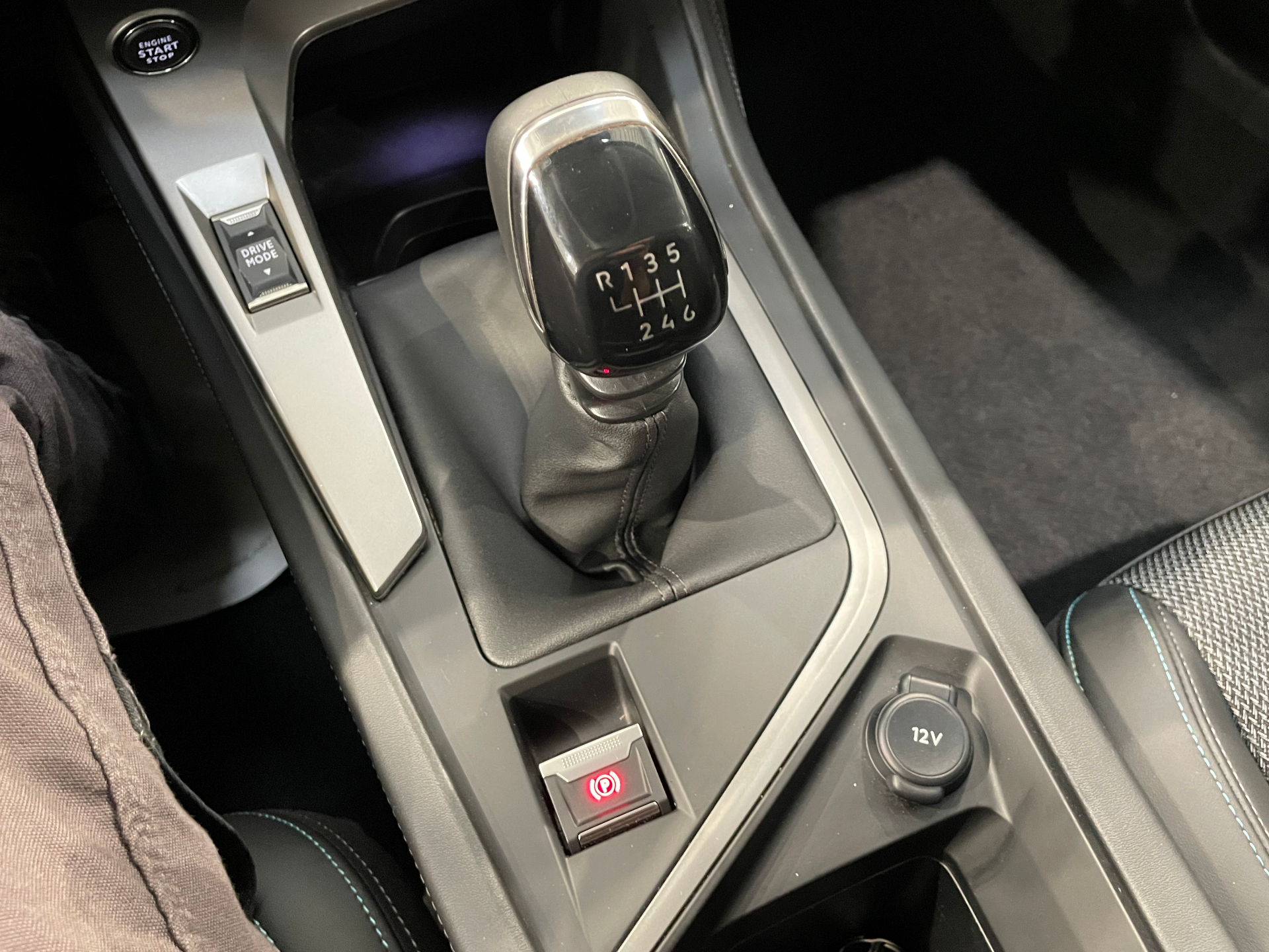 PEUGEOT 308 PureTech 130ch S&S BVM6 Allure