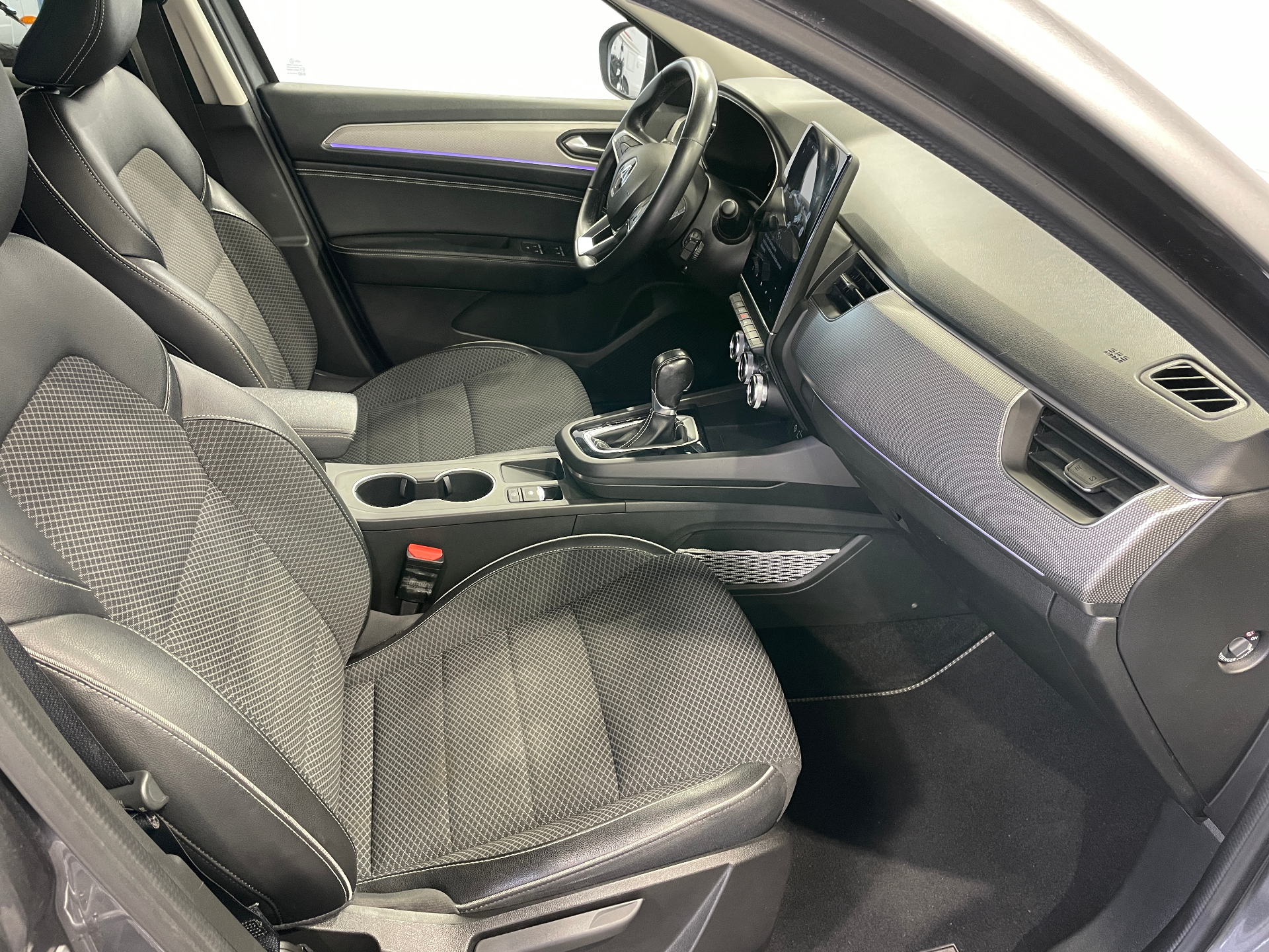 RENAULT ARKANA E-Tech hybride 145 - 22 Techno
