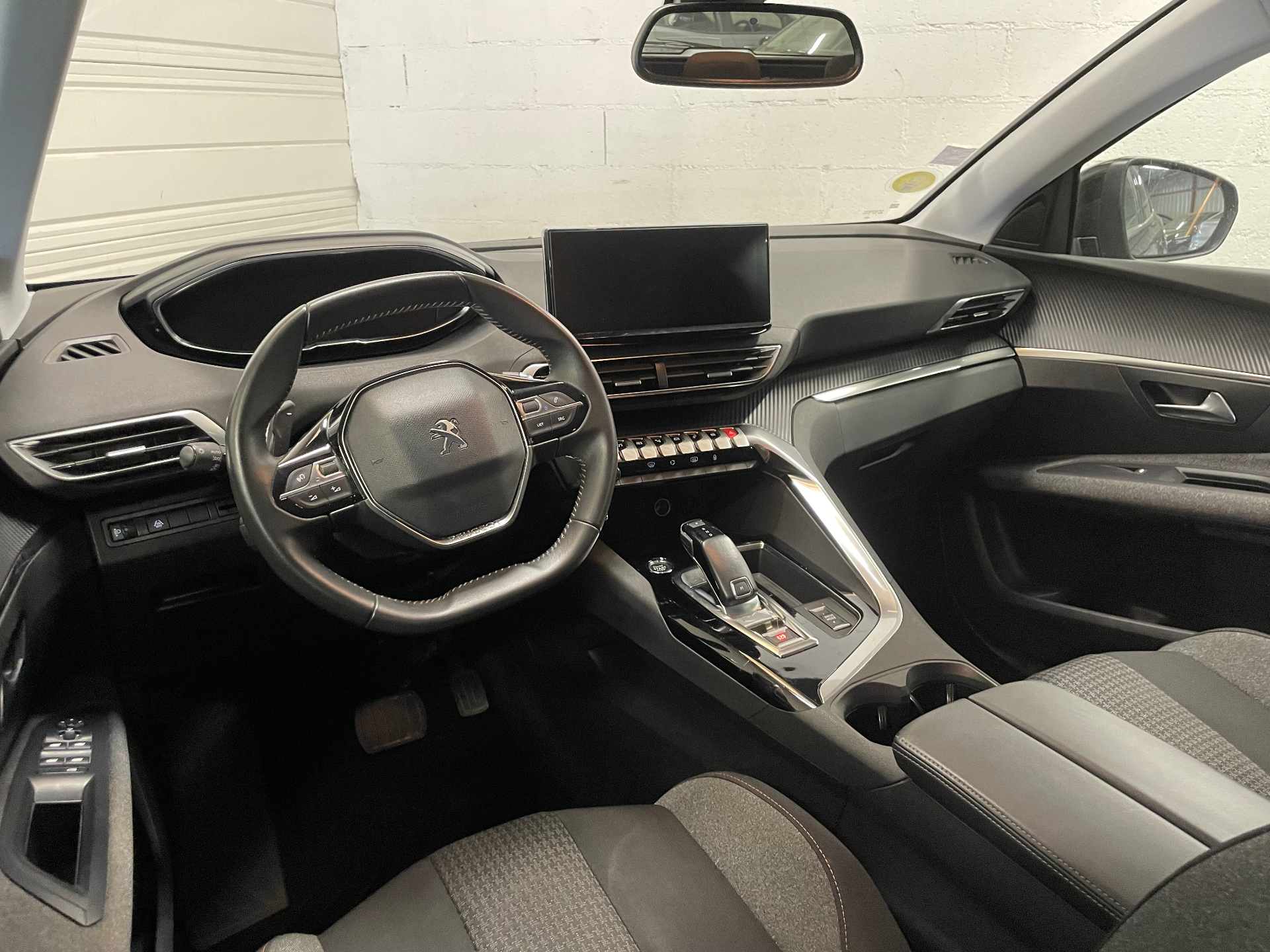 PEUGEOT 3008 BlueHDi 130ch S&S EAT8 Active Pack