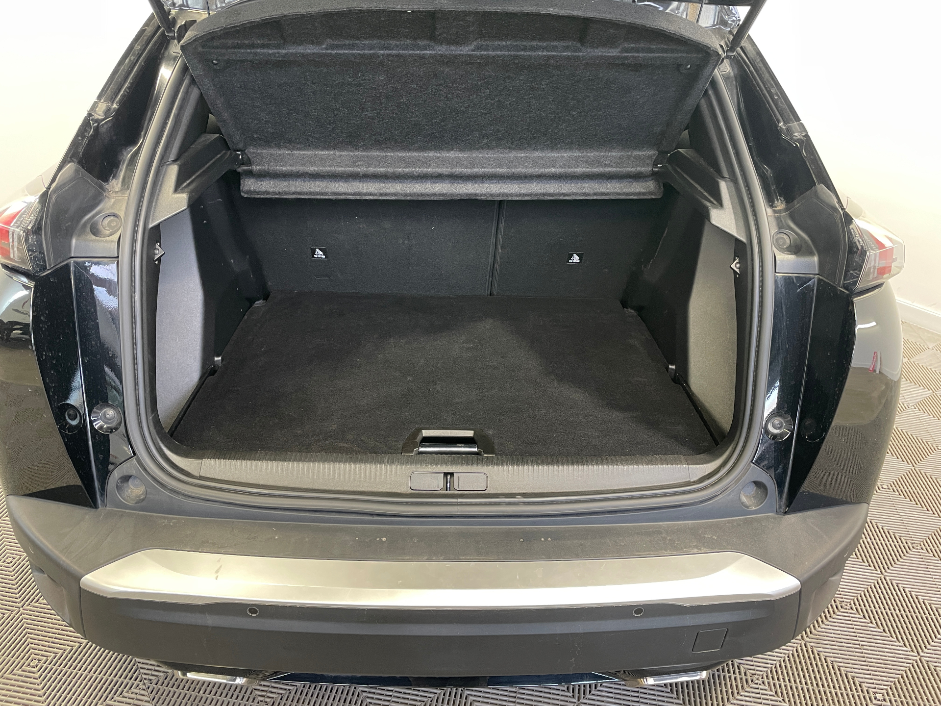 PEUGEOT 2008 ALLURE PURETECH 130 S&S BVM6