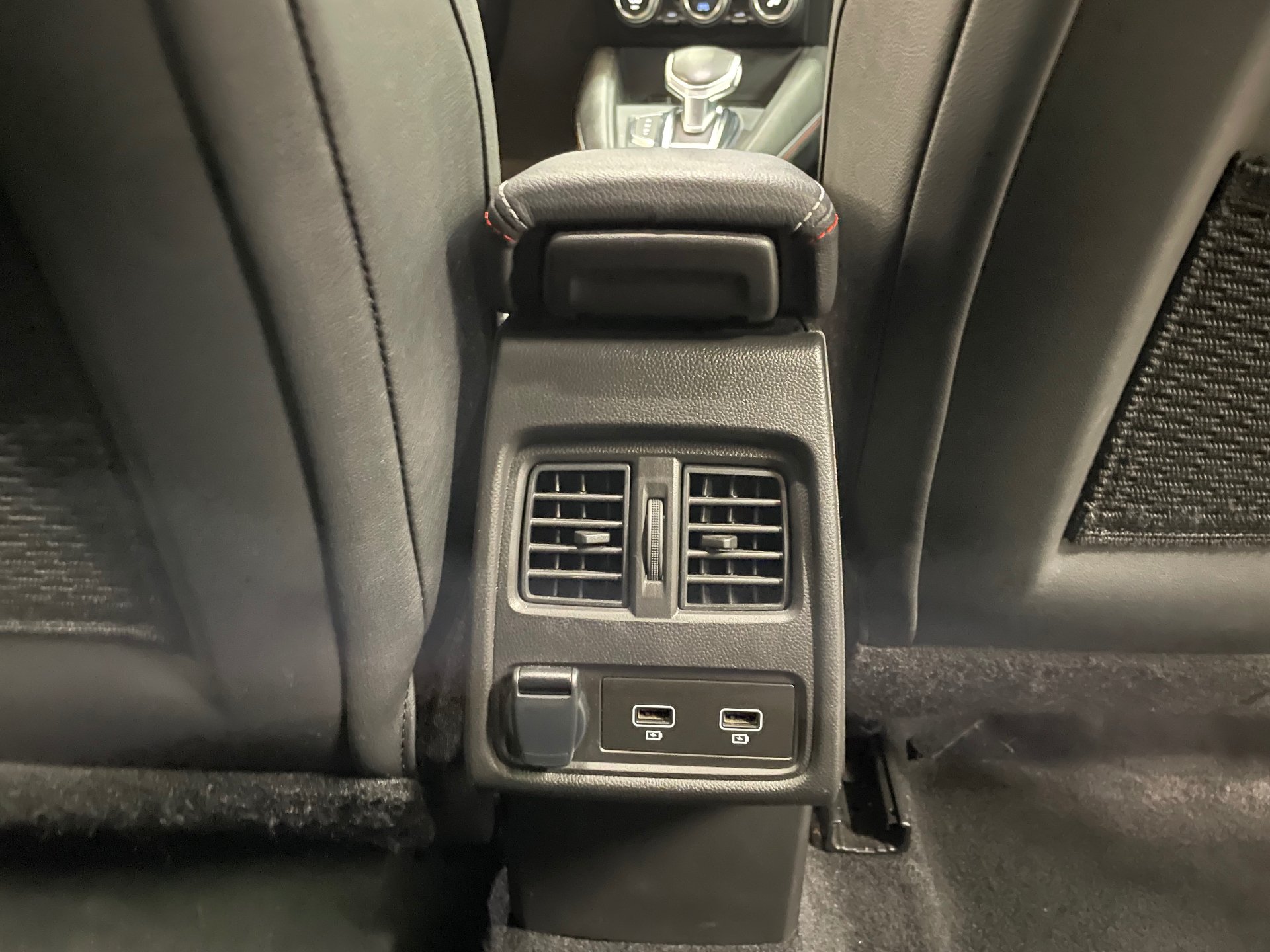 RENAULT CAPTUR mild hybrid 160 EDC R.S. line